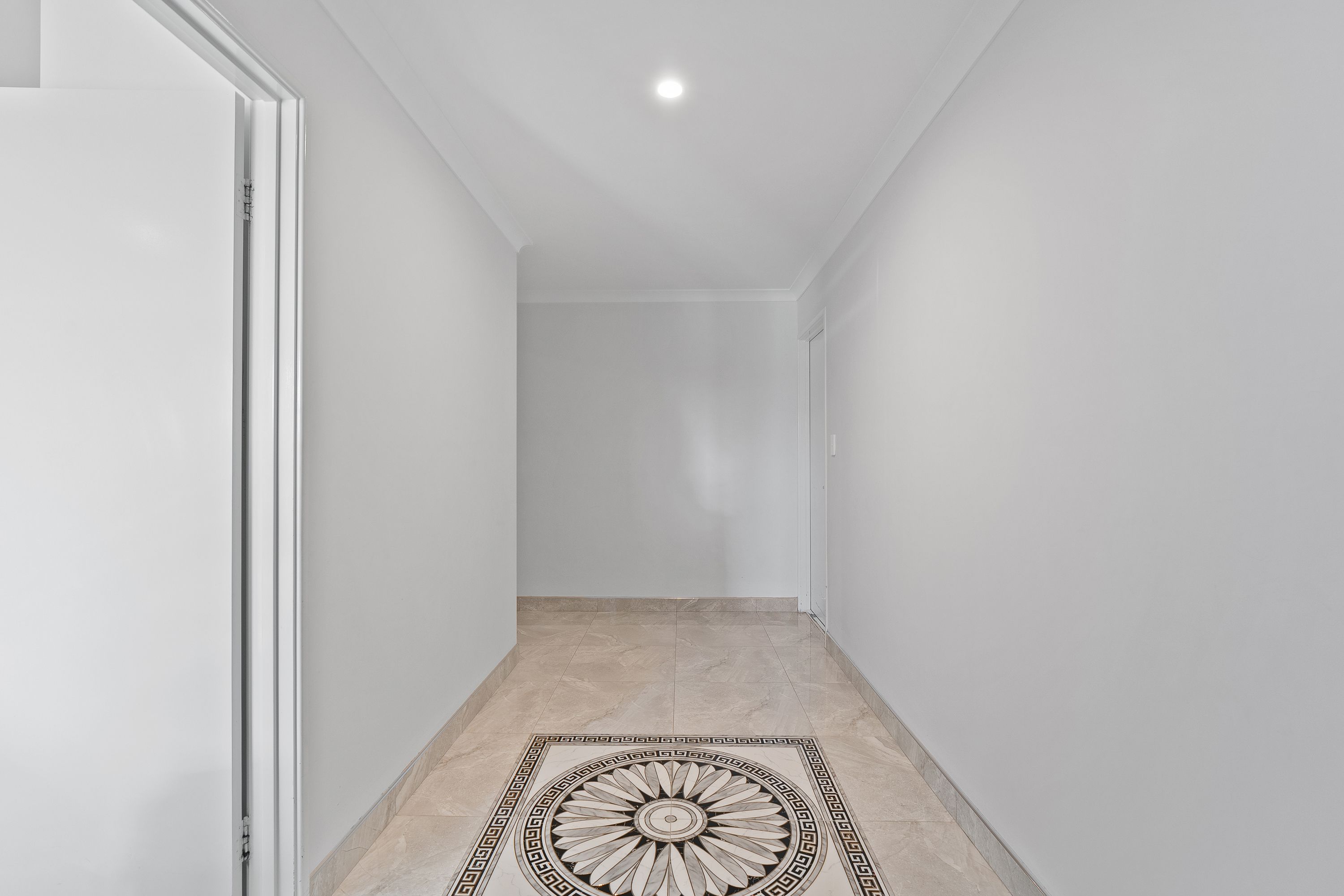 17 Danube Road — photo 3 of 28