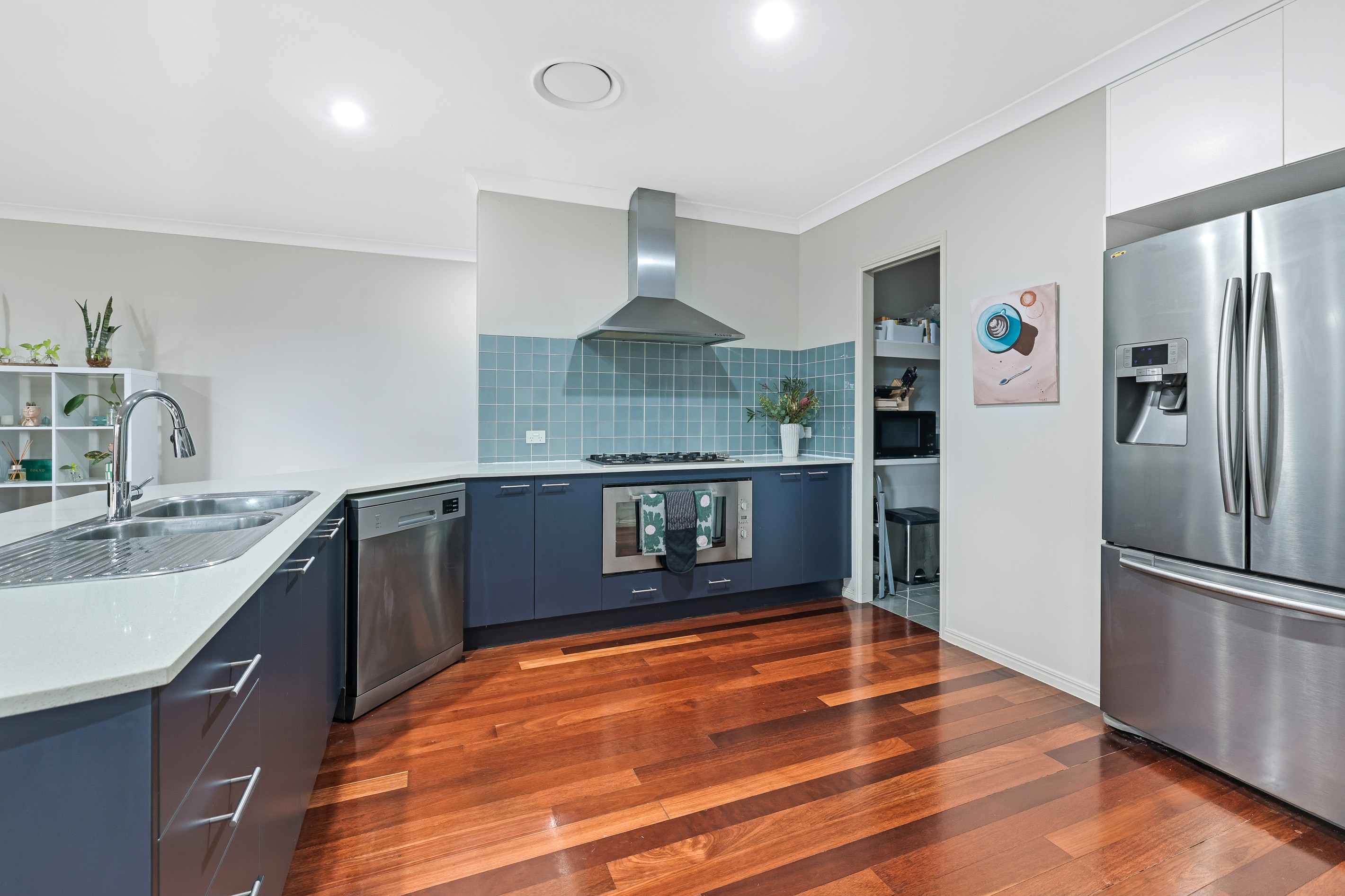 38 Gerard Street, Pacific Pines, QLD 4211