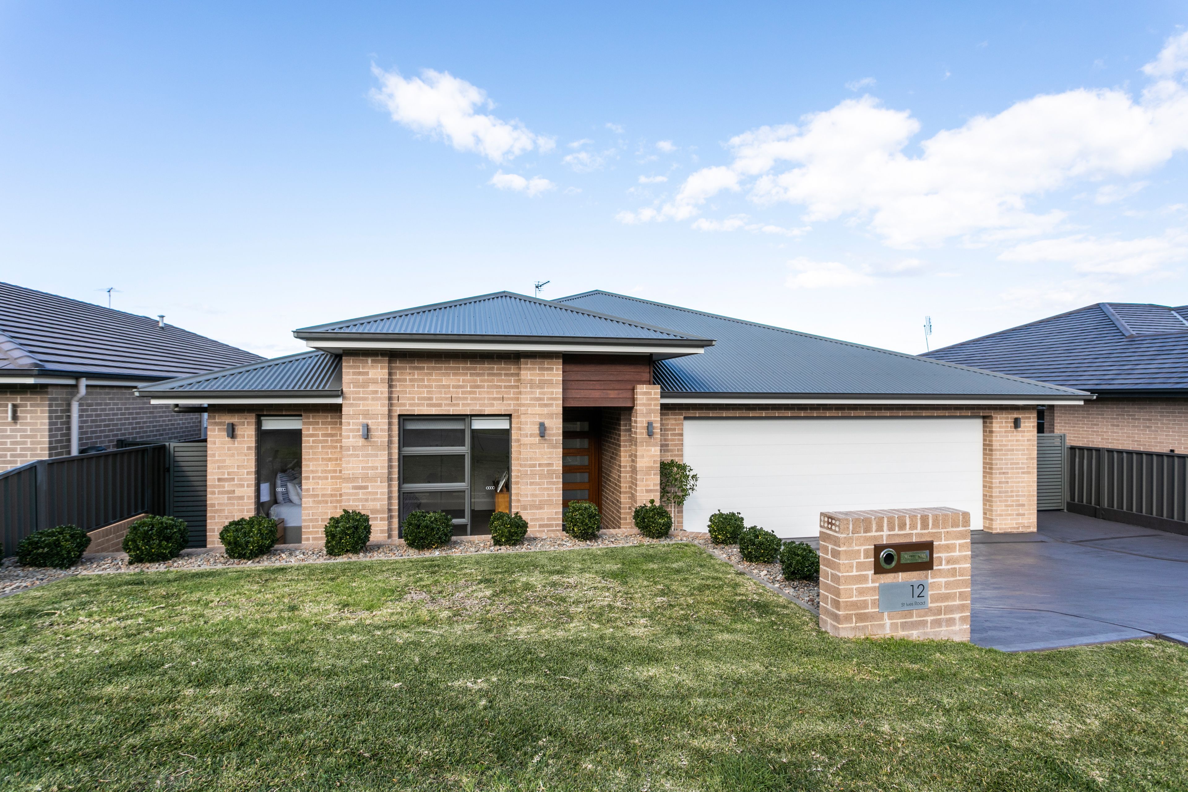 12 St Ives Road, Flinders, NSW 2529
