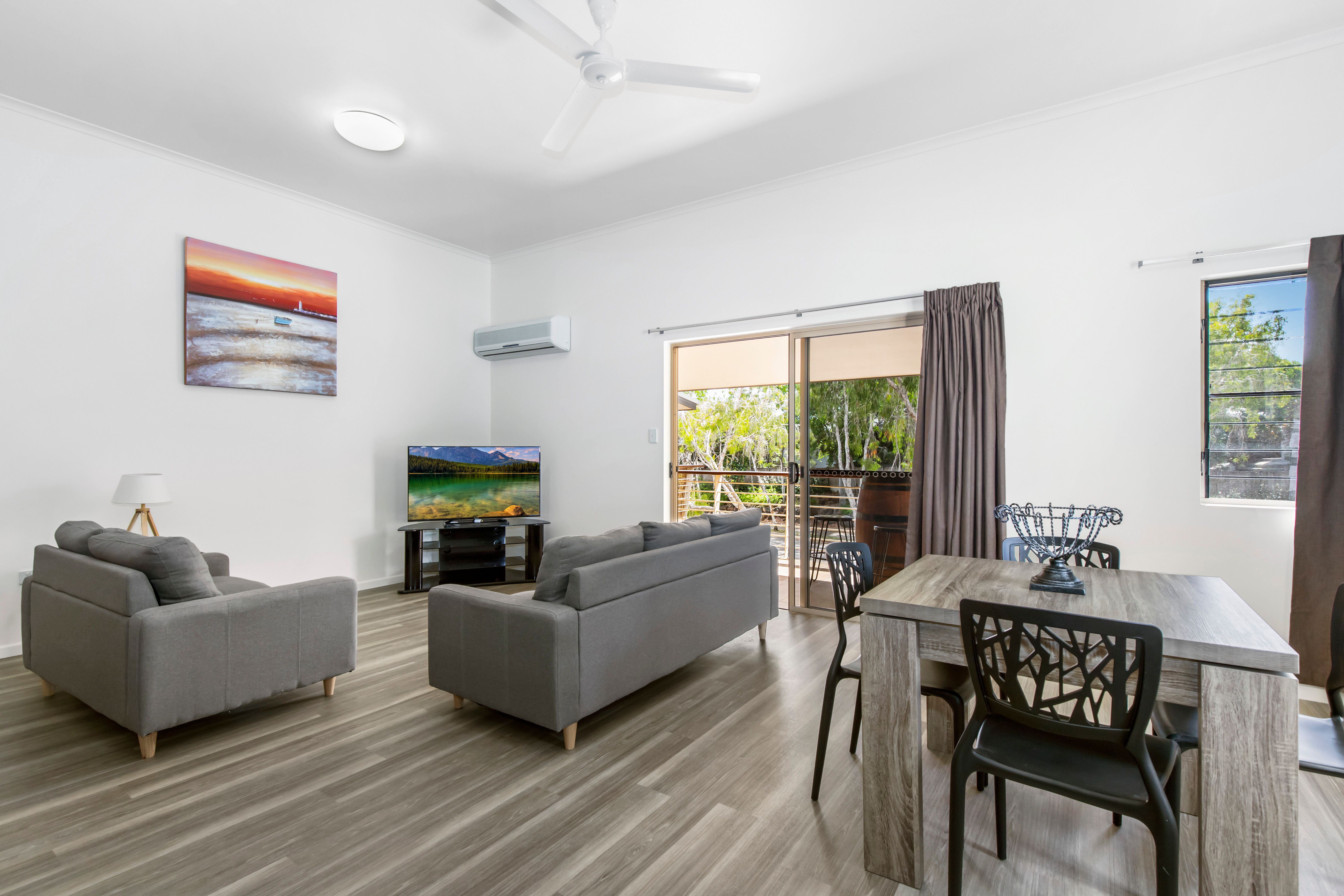 263 Riverside Boulevard, Douglas QLD 4814