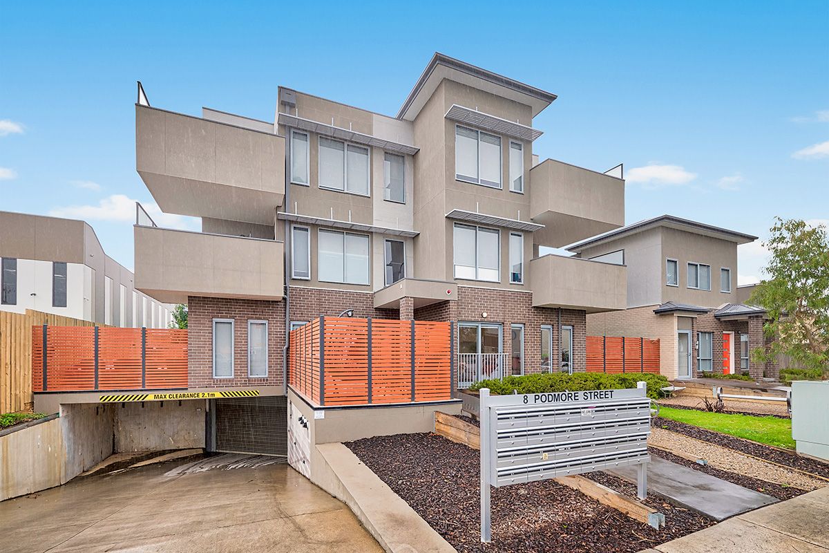2/8 Podmore Street, Dandenong, VIC 3175