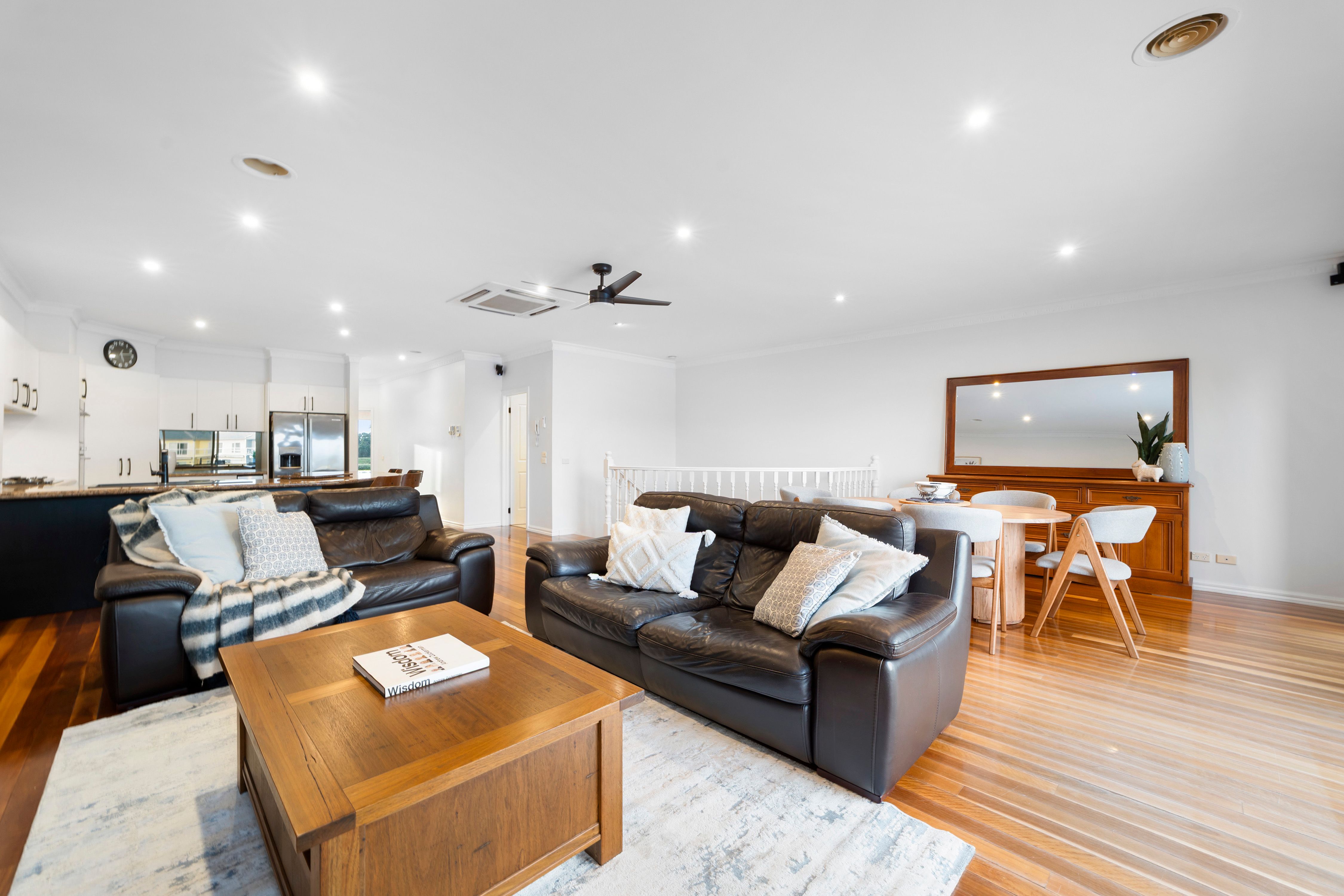 46 North Shore Drive — photo 3 of 28