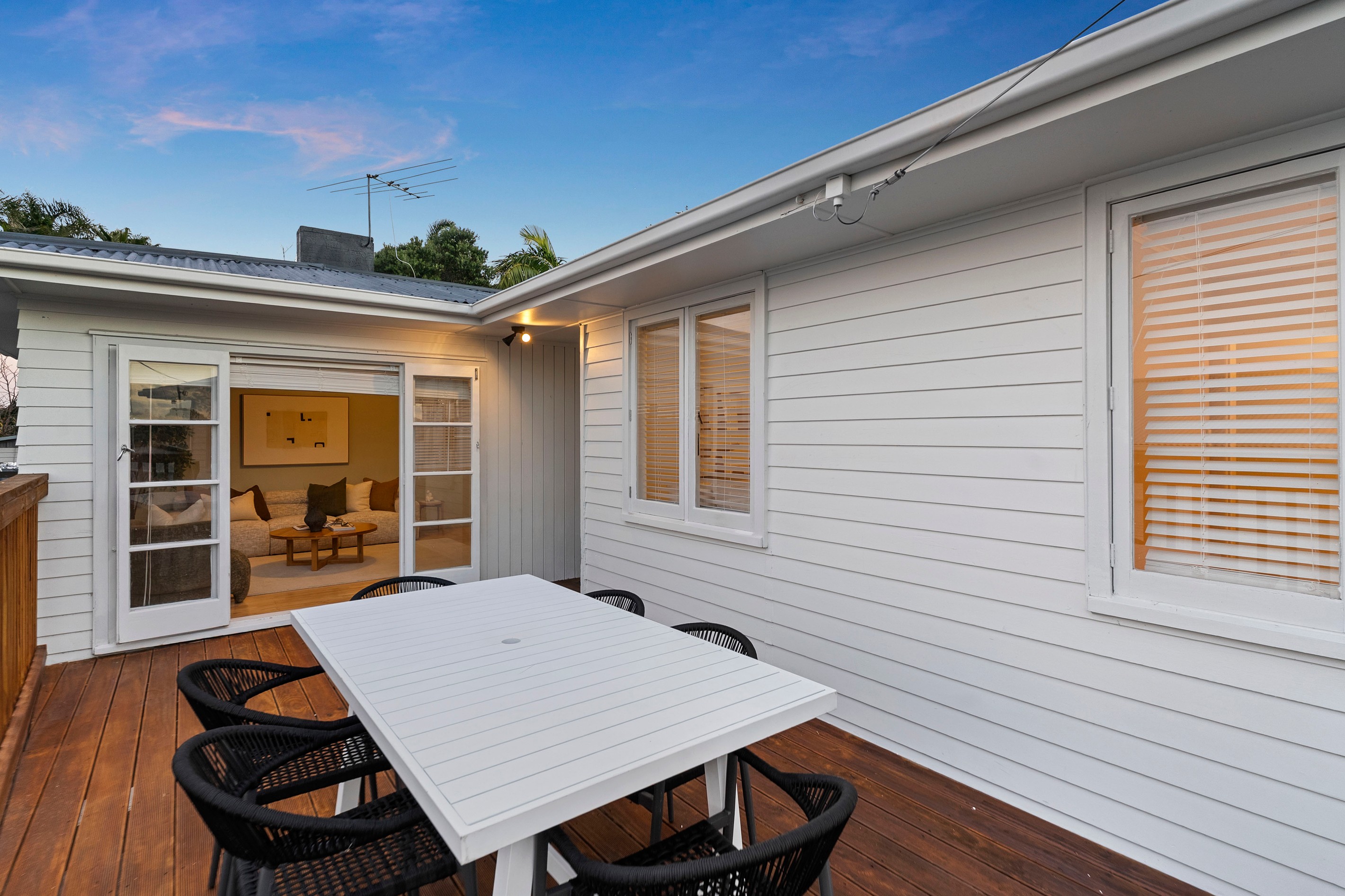 1/17 Fairclough Road, Beach Haven, North Shore City