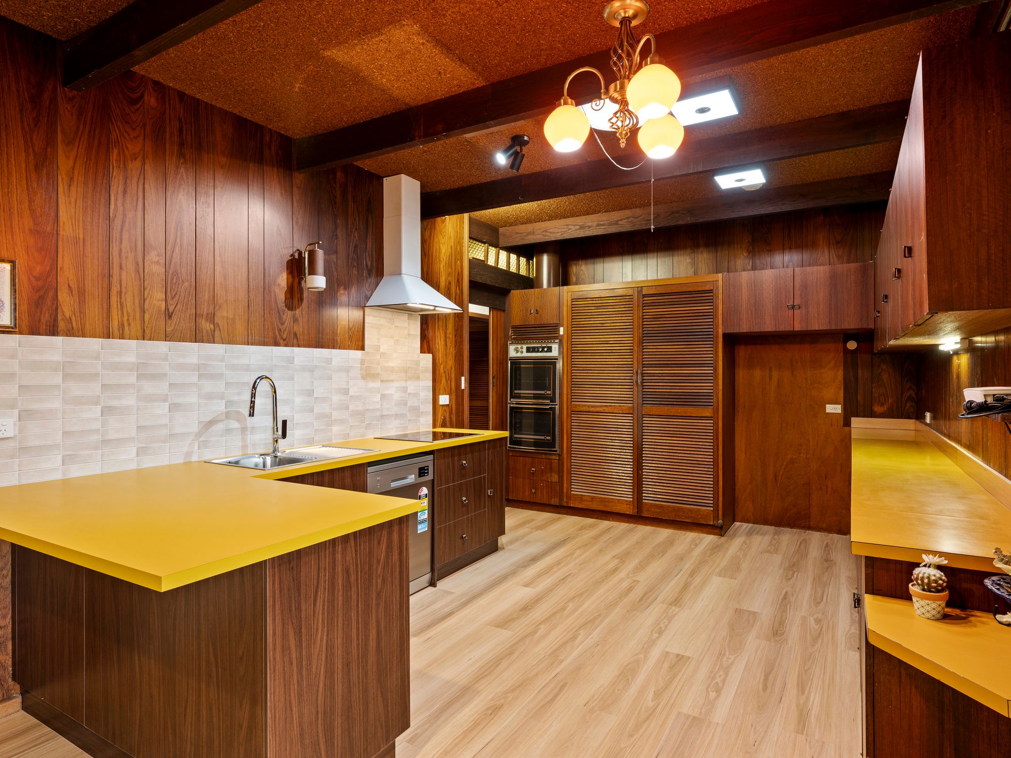 25 Helms Court — photo 5 of 14