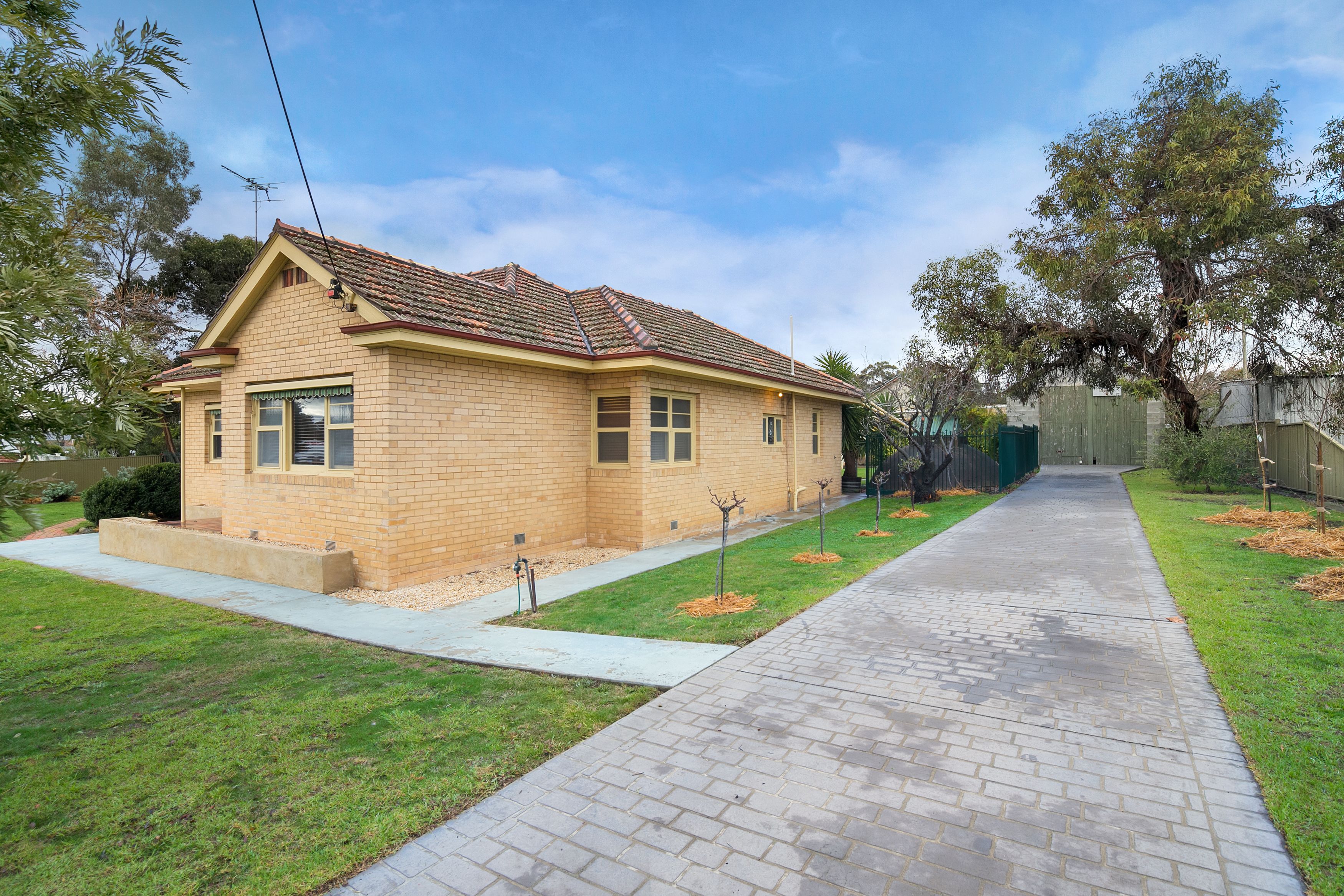 94 High Street, Avoca, VIC 3467