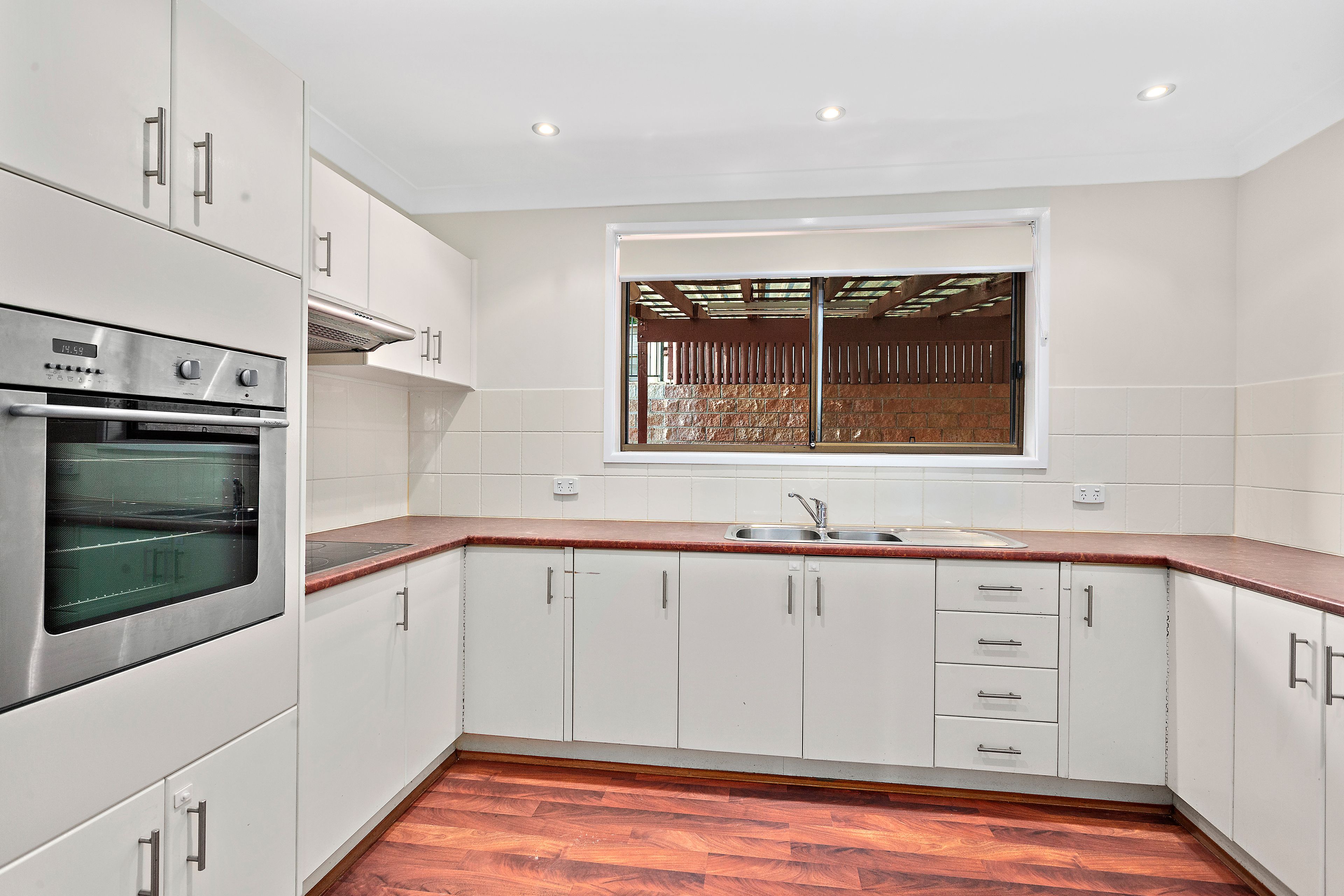 33 Noble Road, Albion Park, NSW 2527