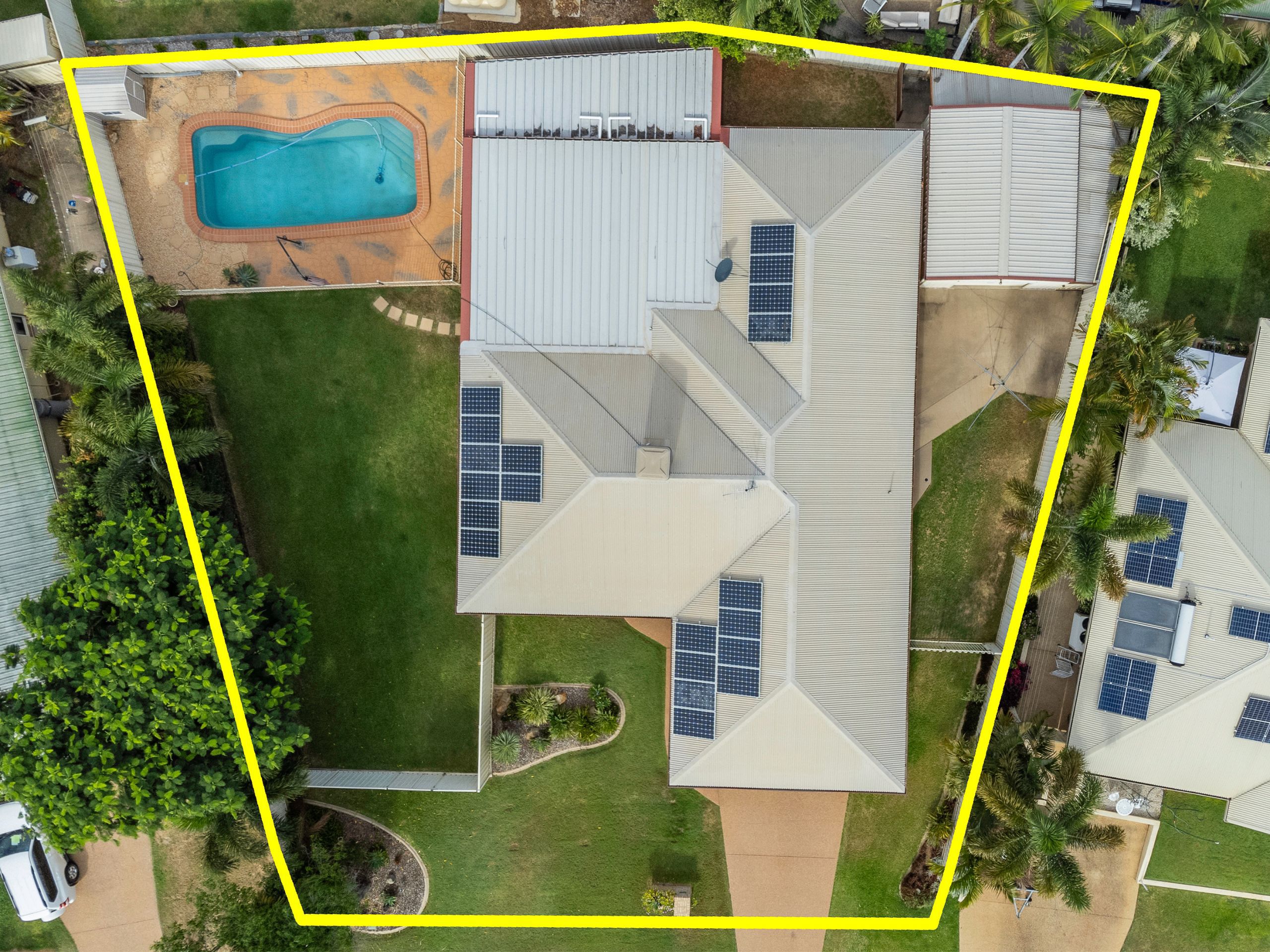 8 Mallyon Street, Emerald QLD 4720