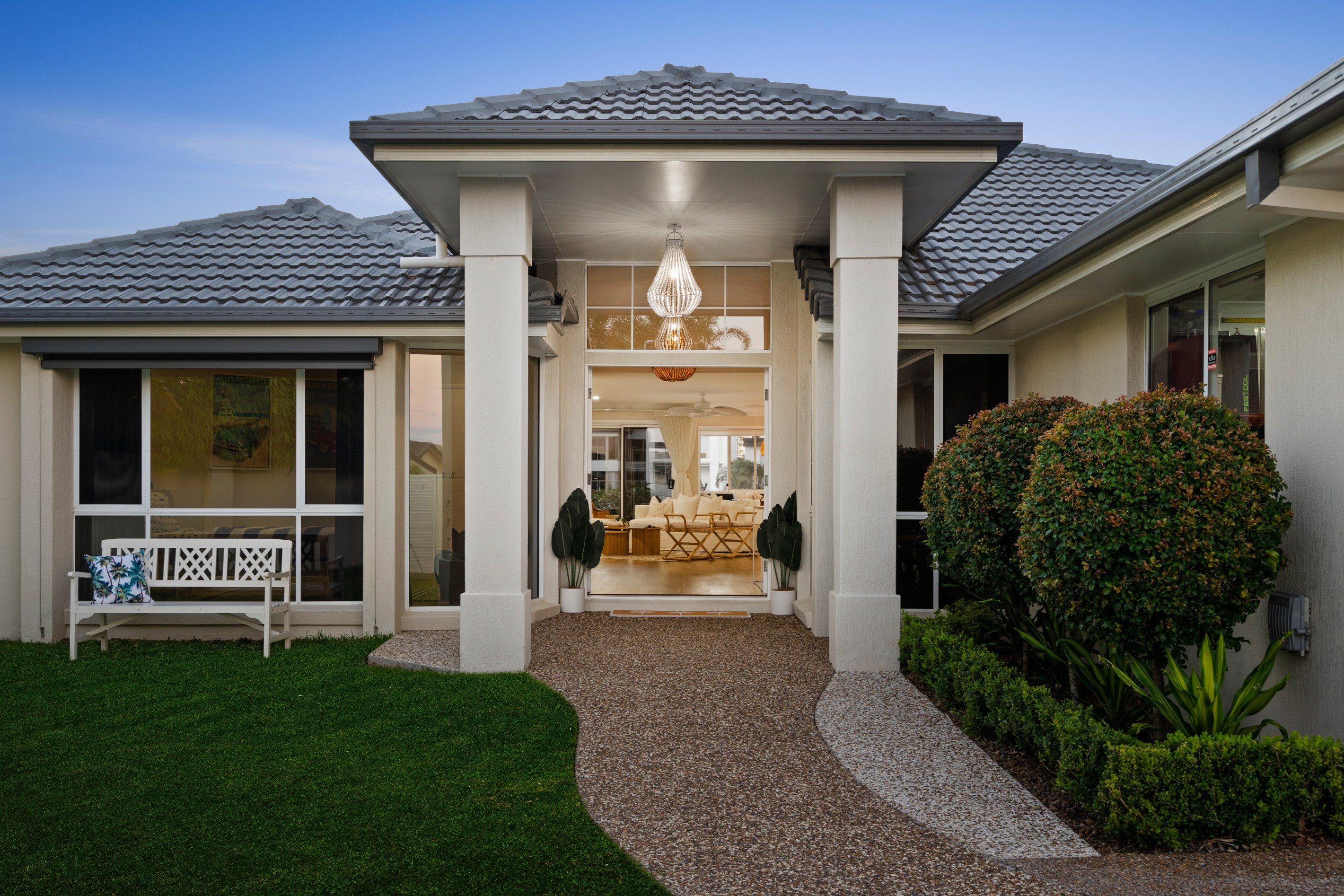 21 Villa Court, Broadbeach Waters, QLD 4218