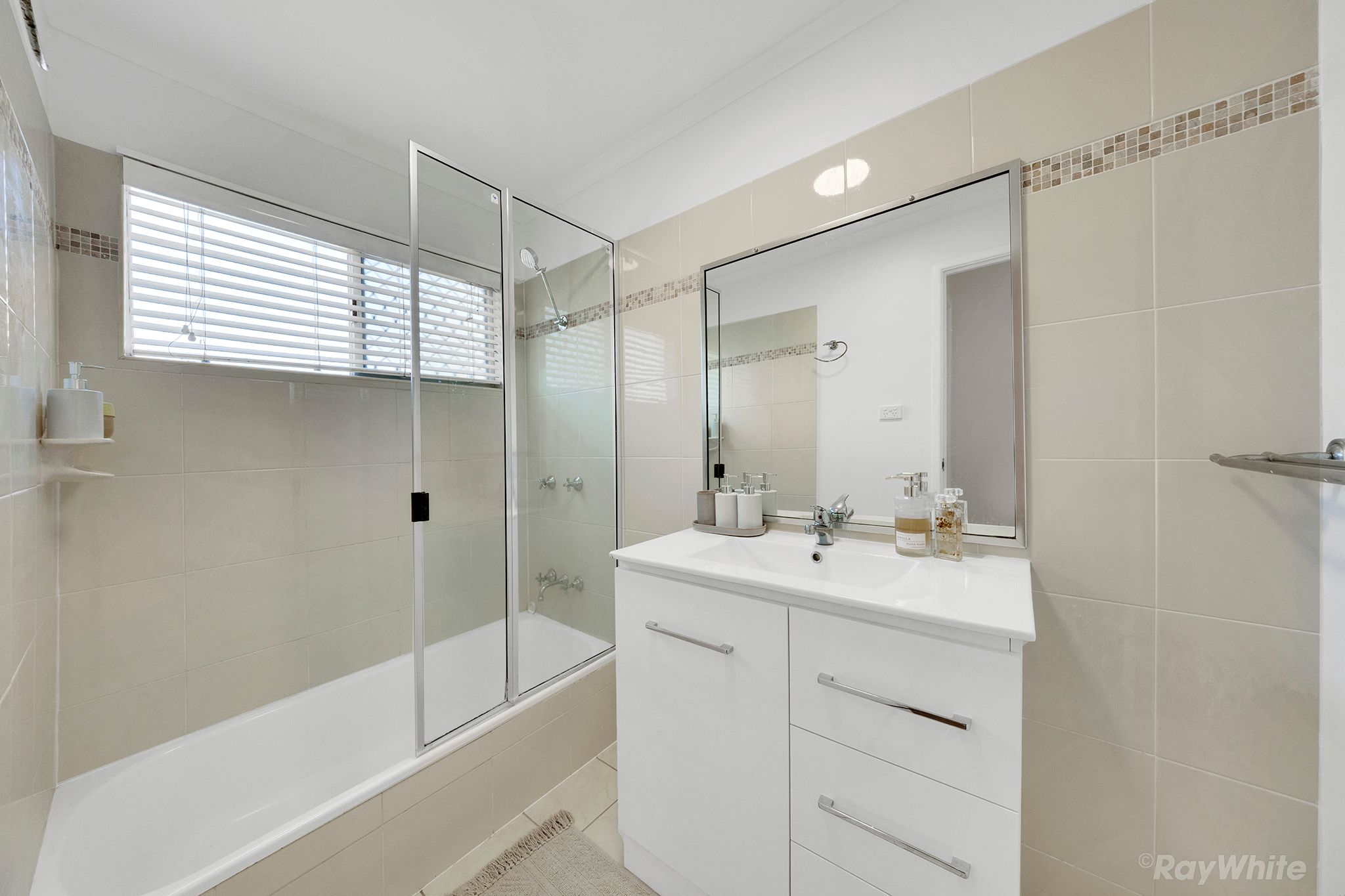 52 Bradford Road — photo 14 of 22