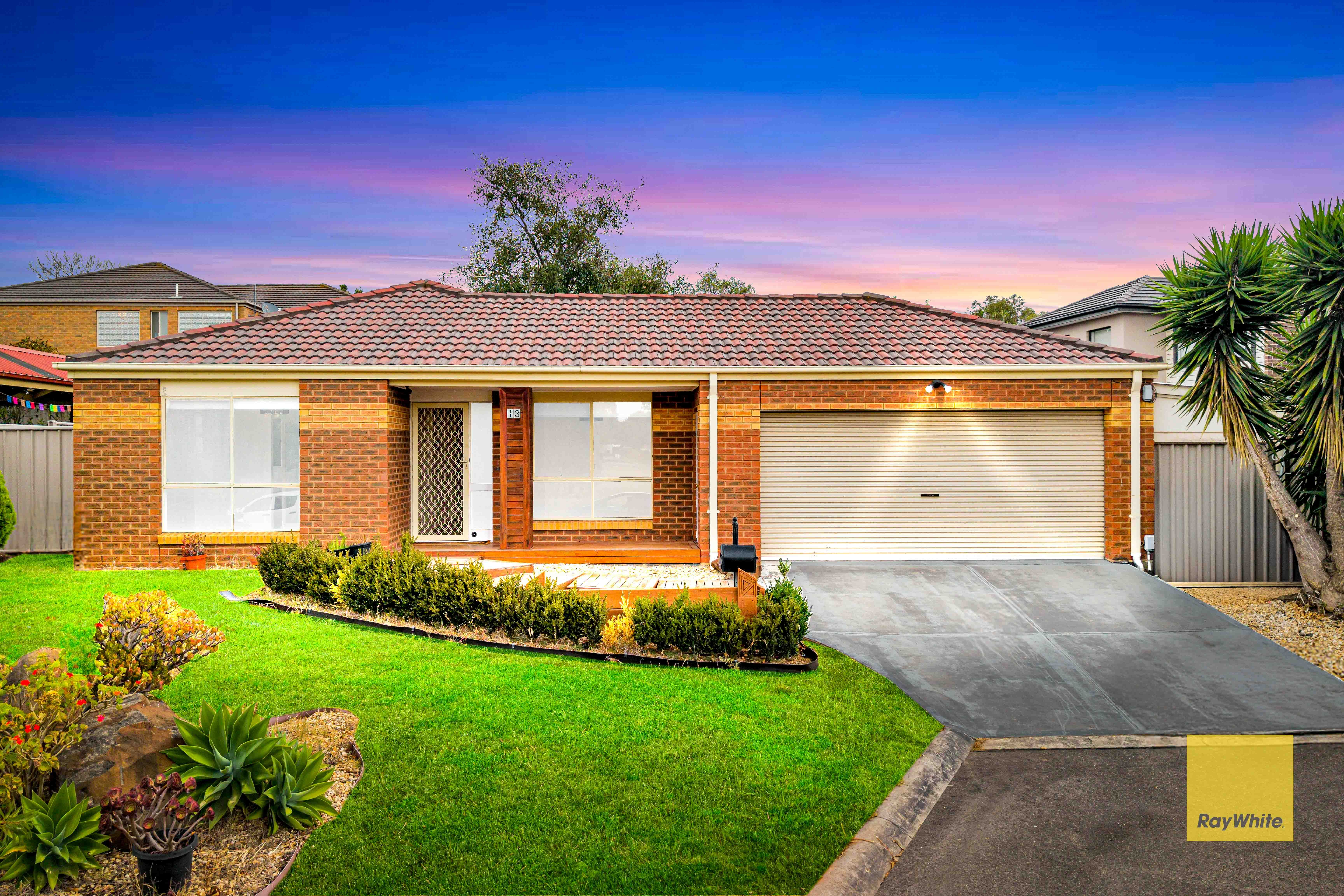 13 Waterside Close, Hoppers Crossing VIC 3029