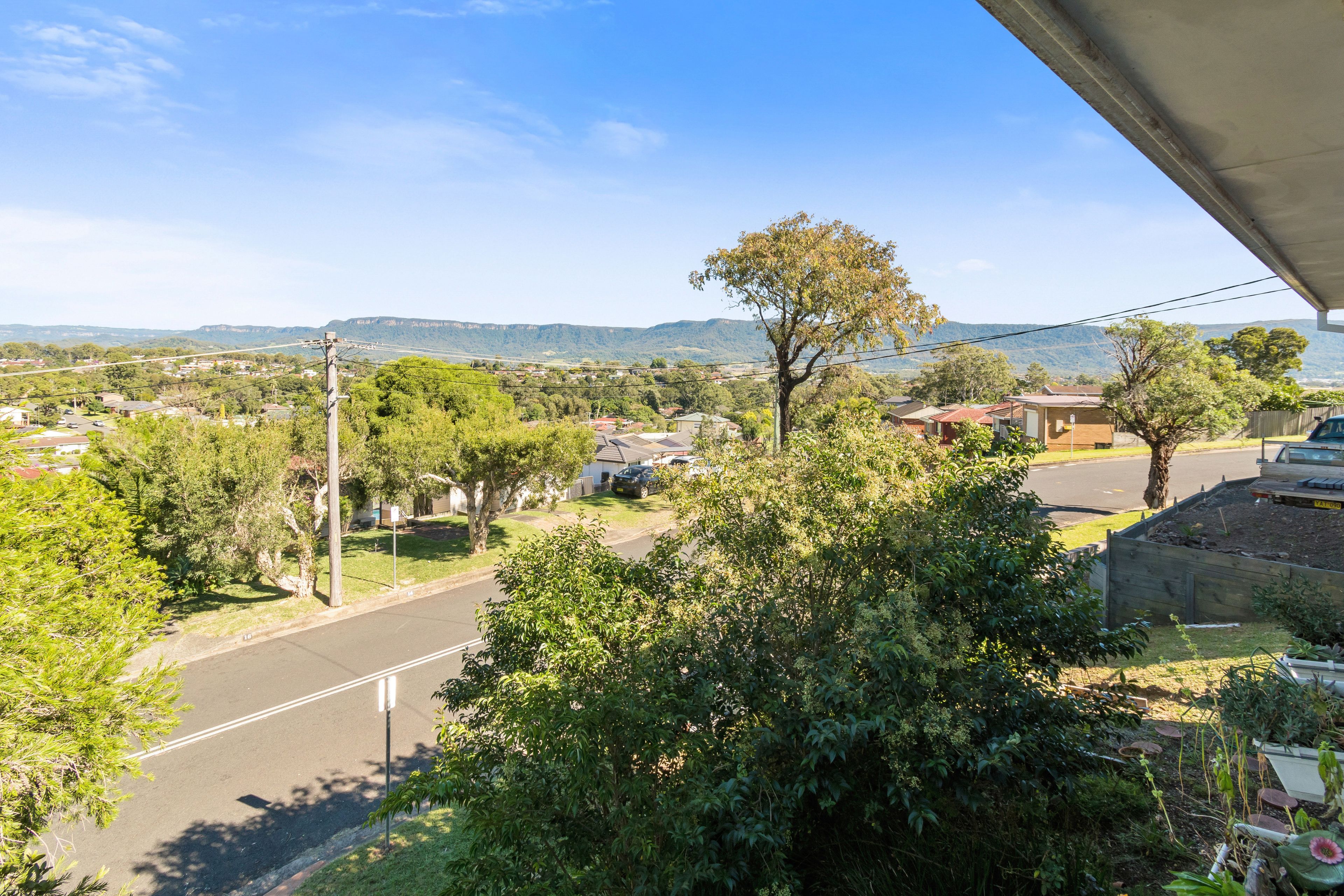 35 Bright Parade, Dapto, NSW 2530