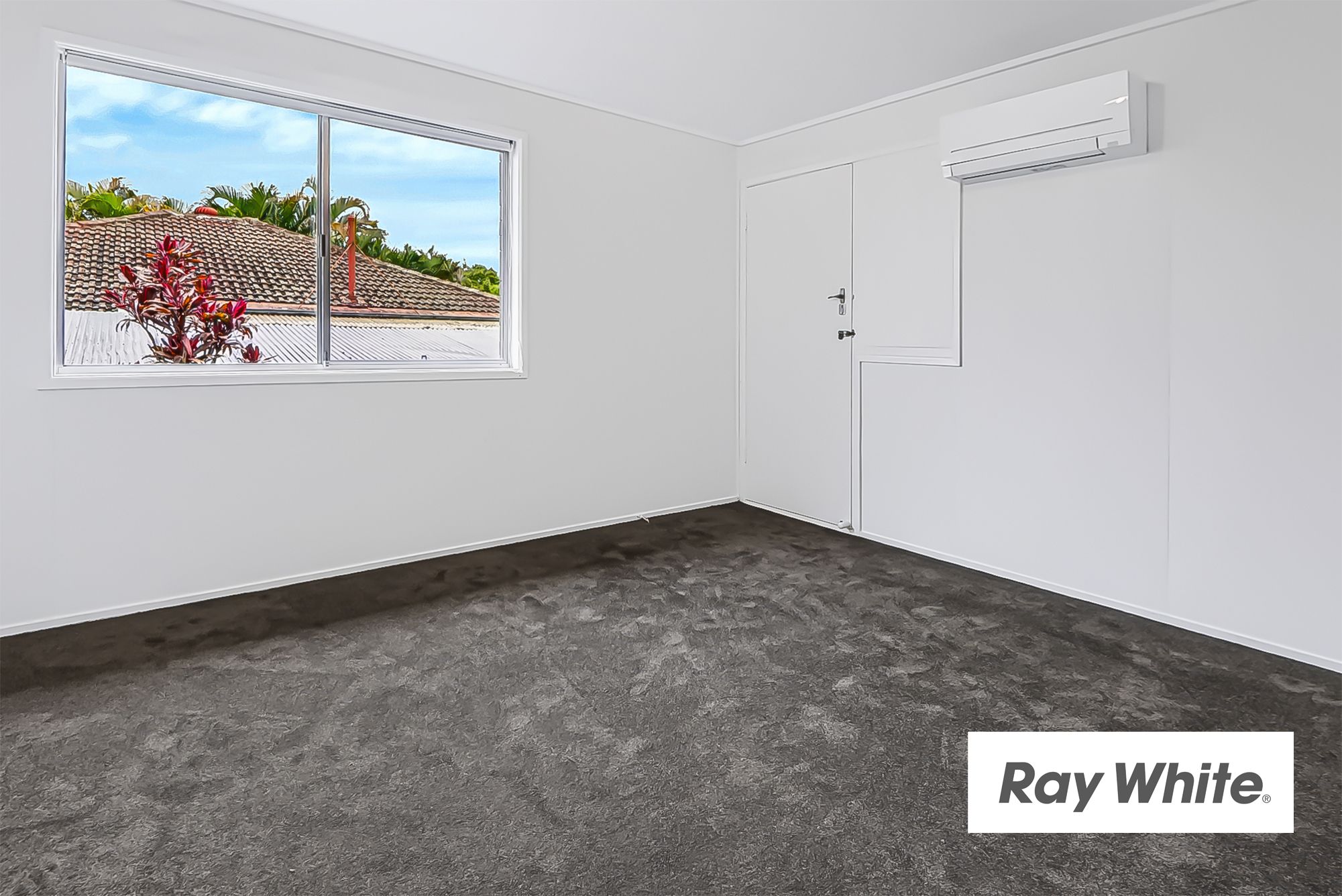29 Reign Street — photo 6 of 16