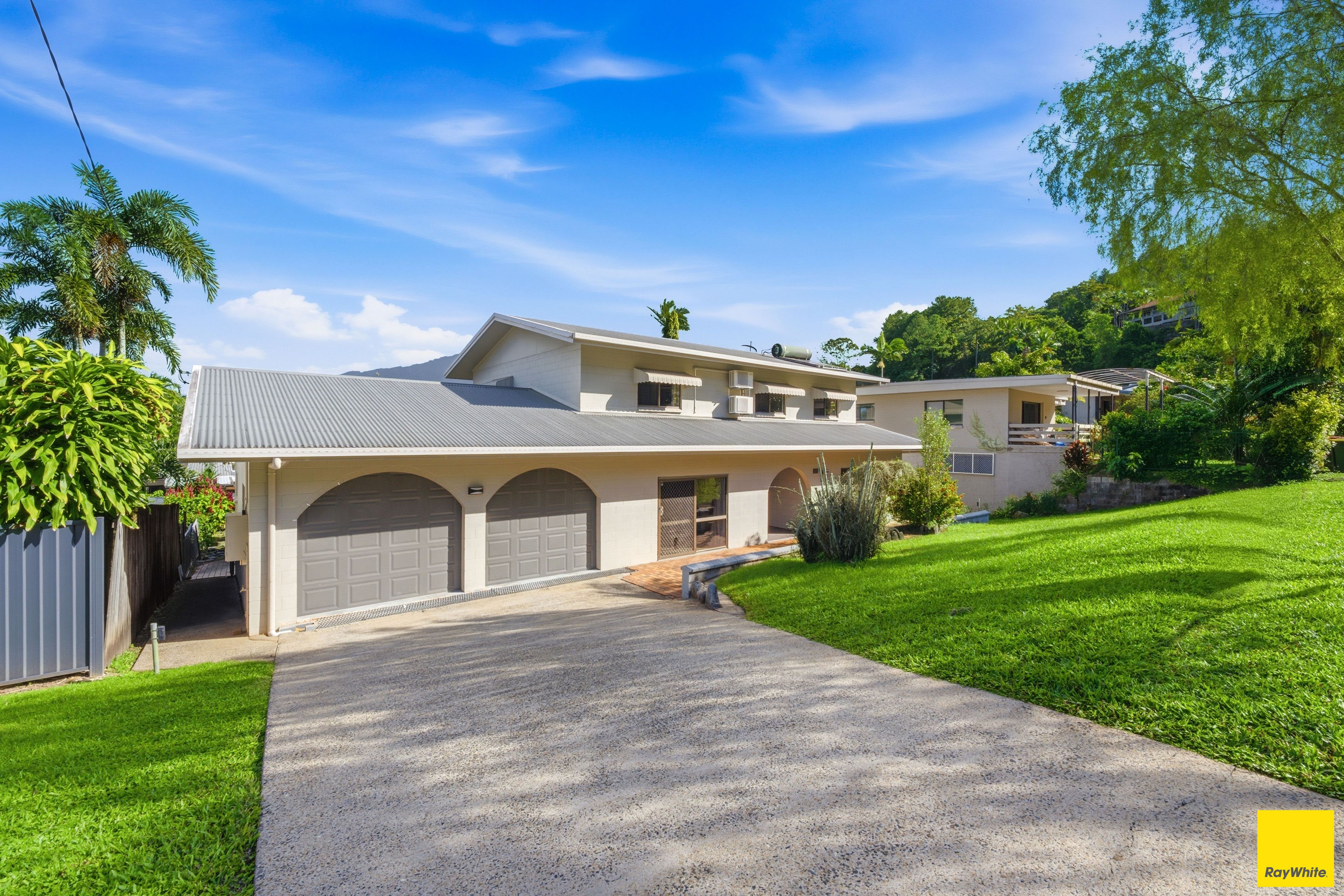 21-23 Sommerville Crescent, Whitfield, QLD 4870
