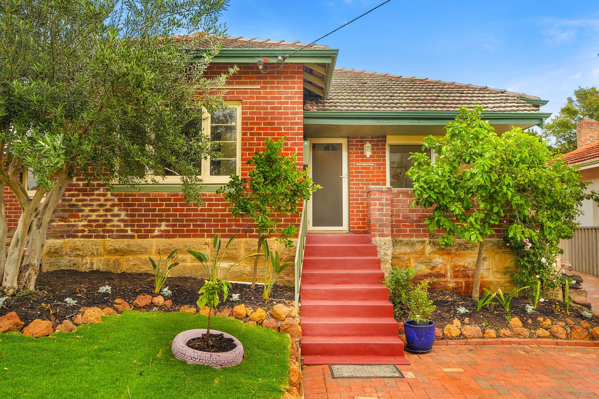 283 Huntriss Road — photo from Ray White Dalkeith Claremont Fremantle - Dalkeith Location