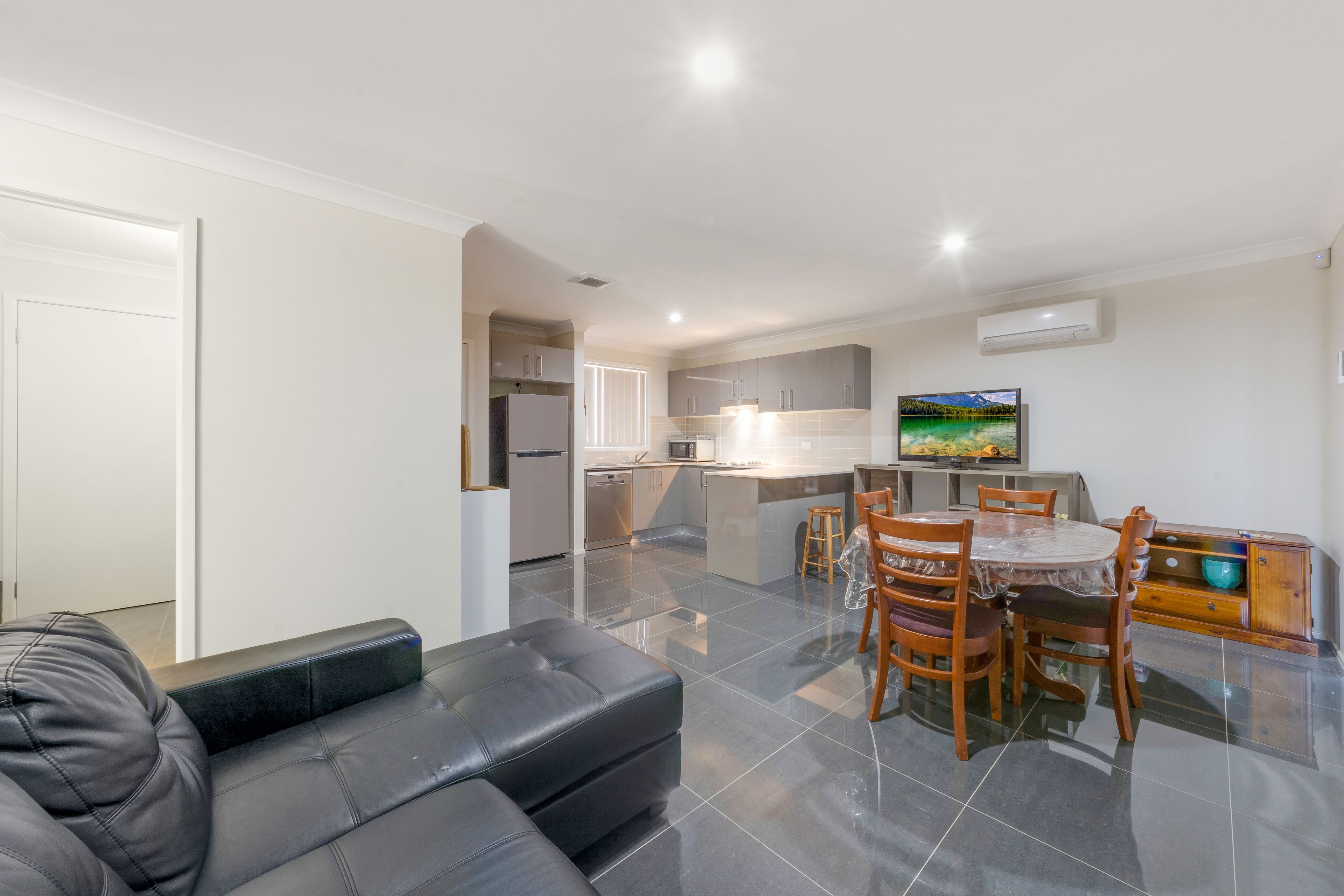 81 Cumberland Road, Ingleburn, NSW 2565