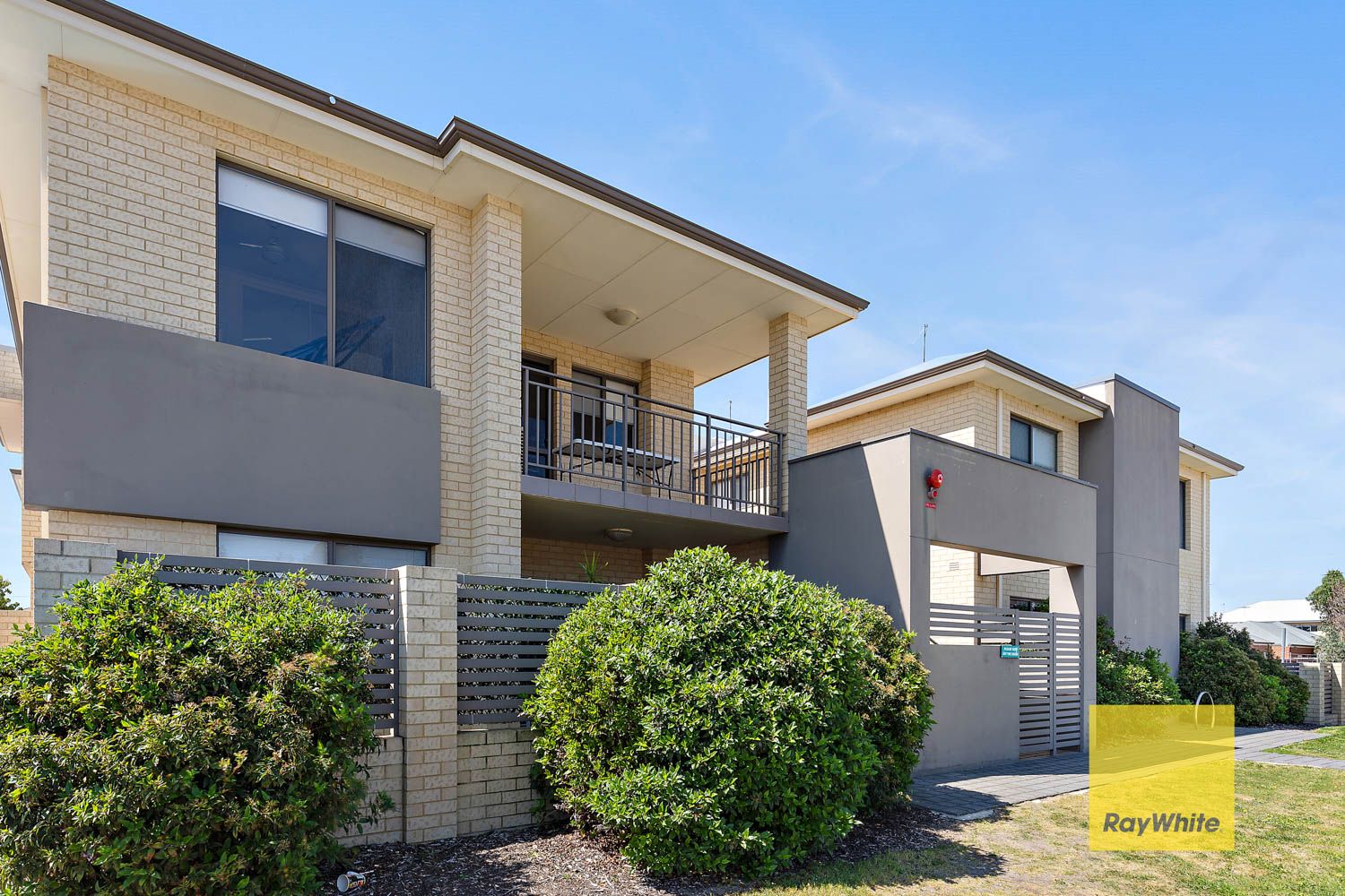 312 Railway Parade, East Cannington WA 6107