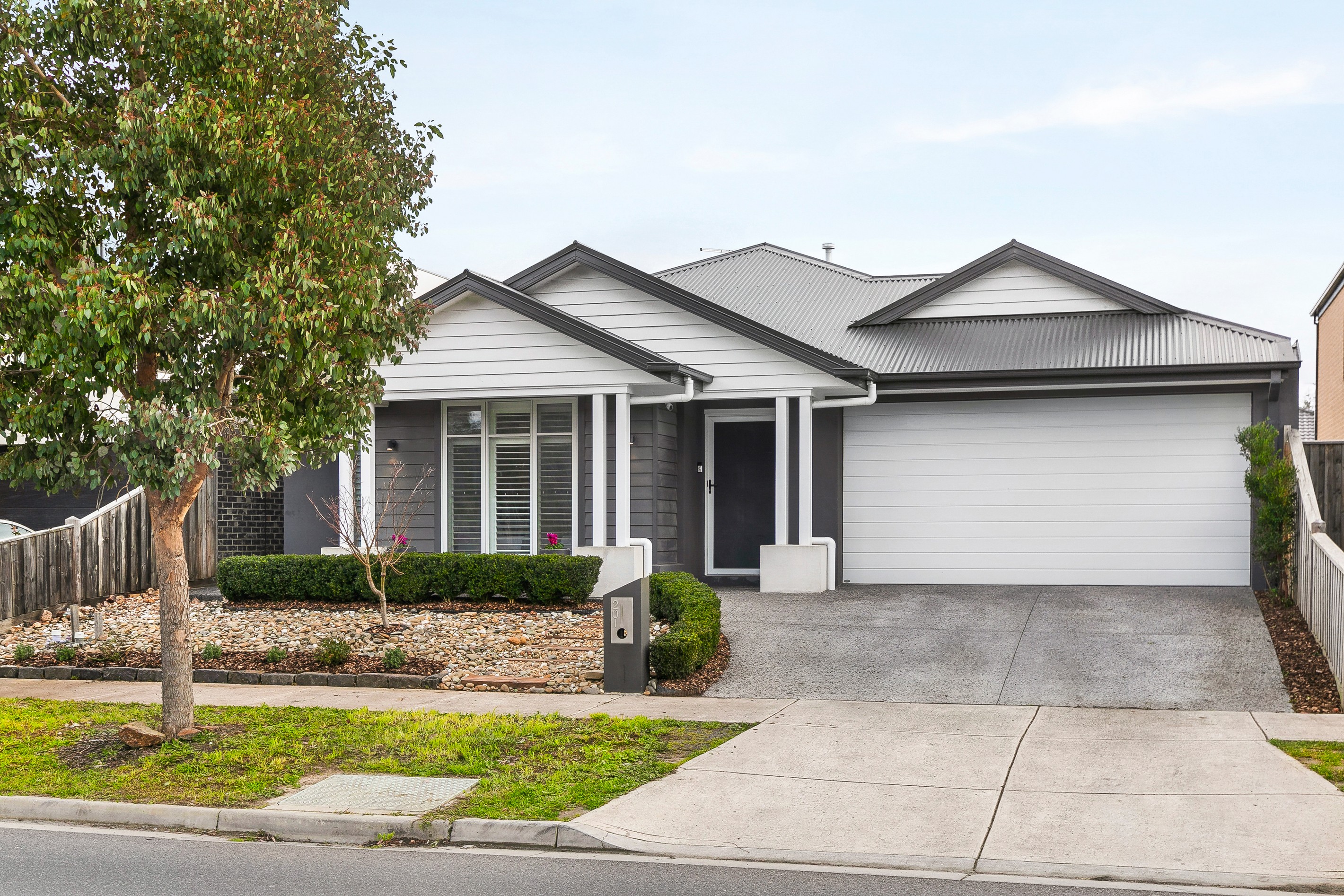201 Forest Red Gum Drive, Mickleham, VIC 3064
