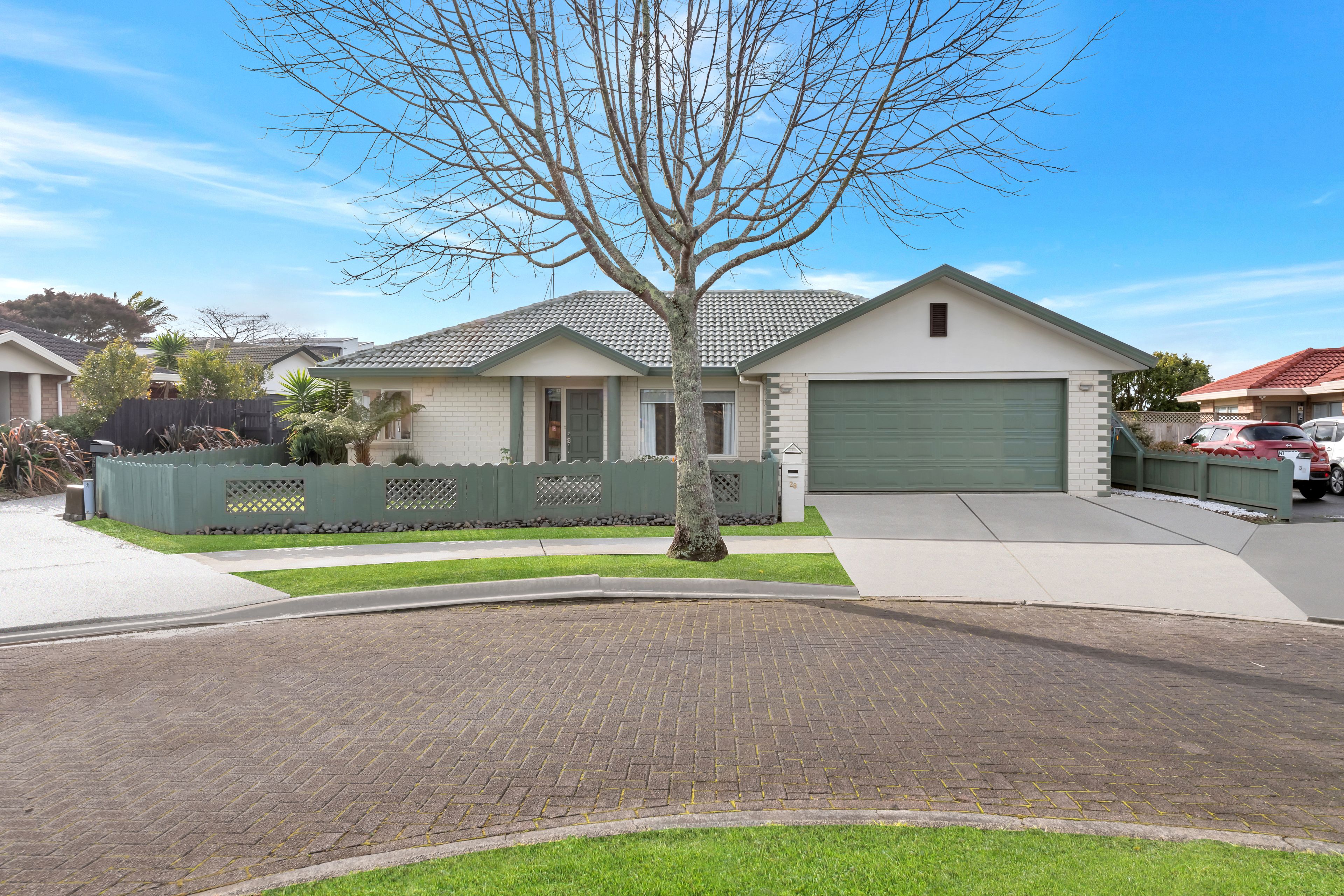 28 Cottesmore Place, Huntington Park, Manukau City