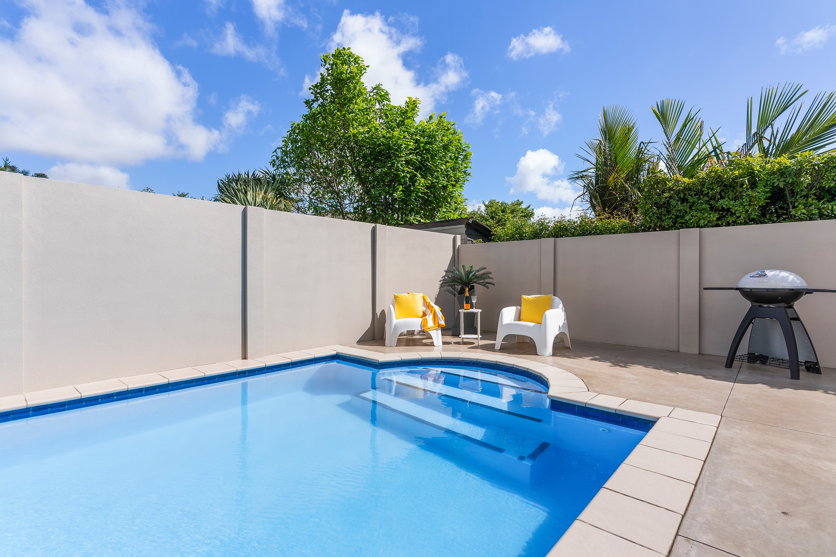 12 Courtneys, West Harbour, Waitakere City