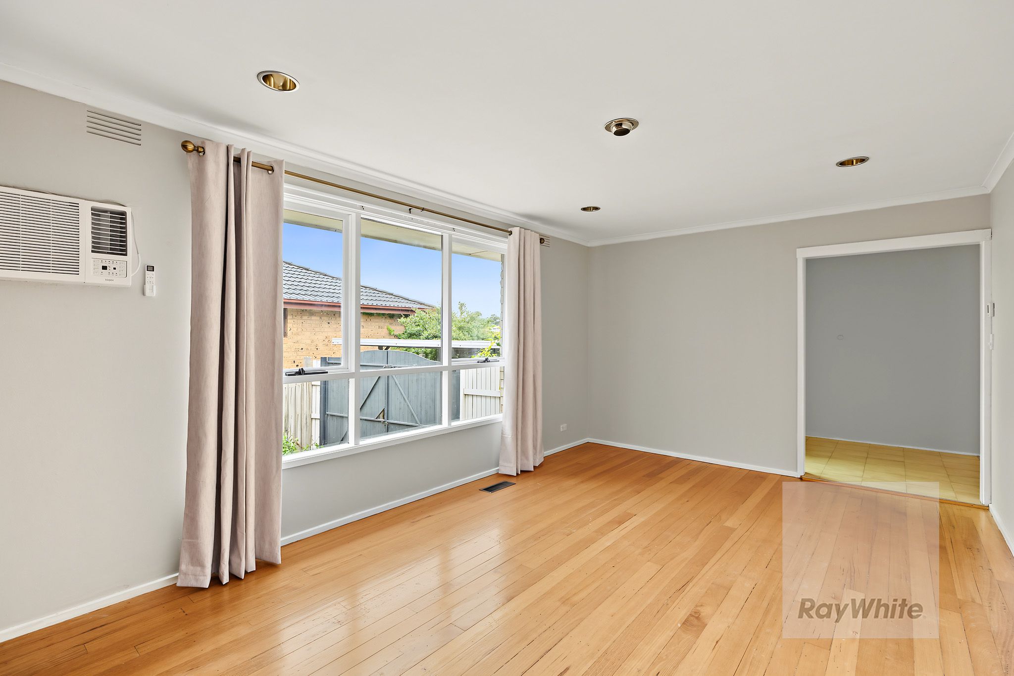 48 Wungan Street — photo 6 of 17