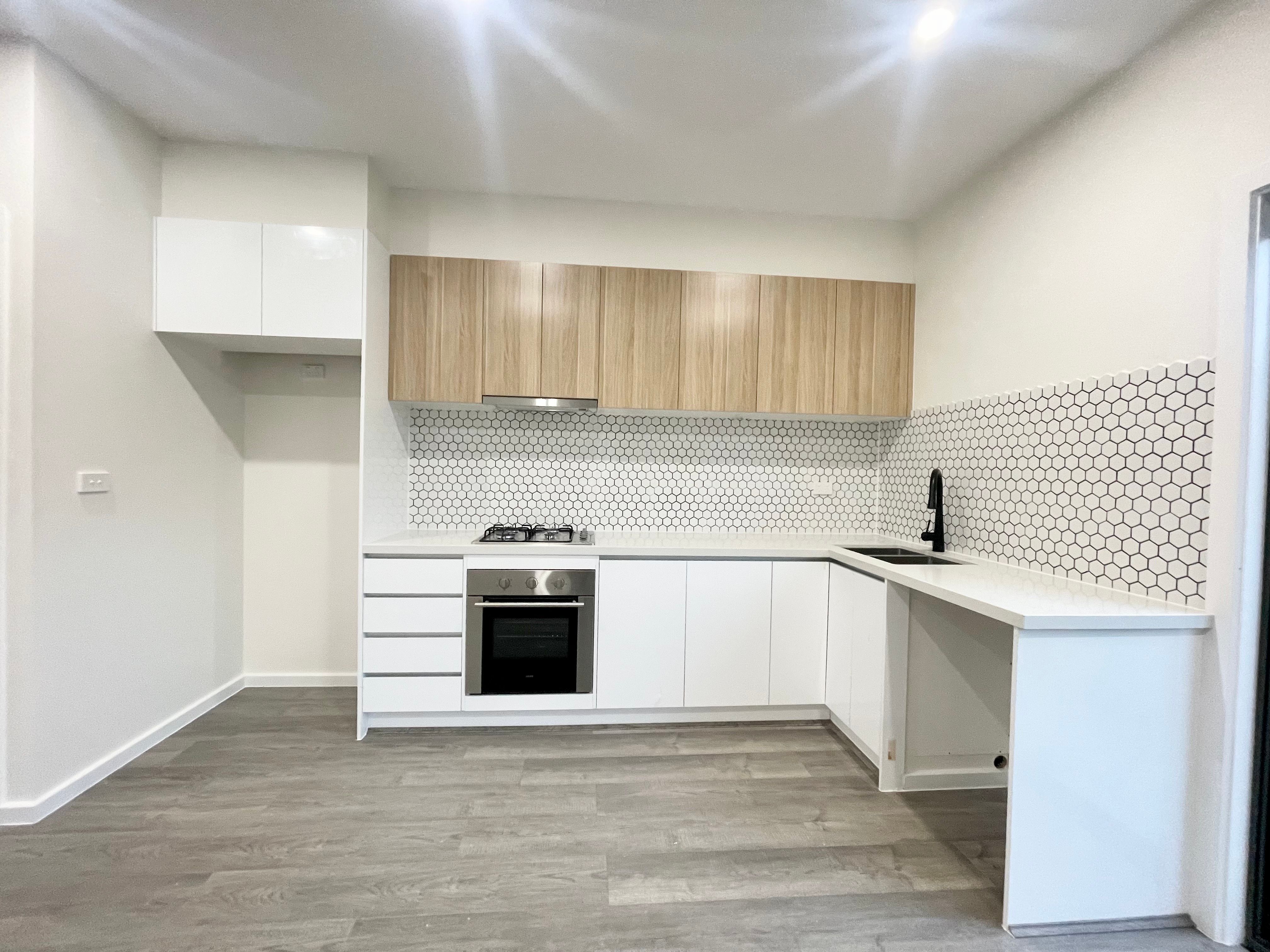 1/124 Lorne Street — photo 4 of 16