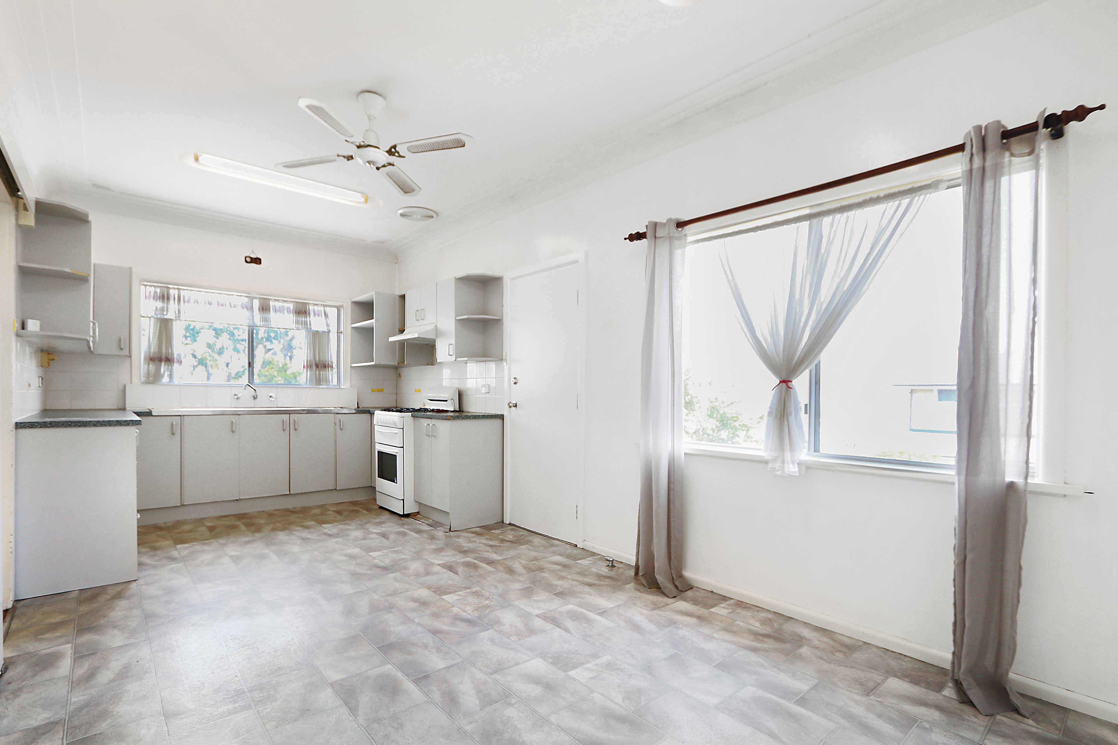 14 North Road, Wyong, NSW 2259