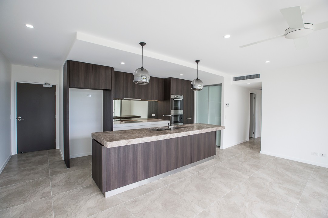 705/30 Brighton Parade, Southport, QLD 4215