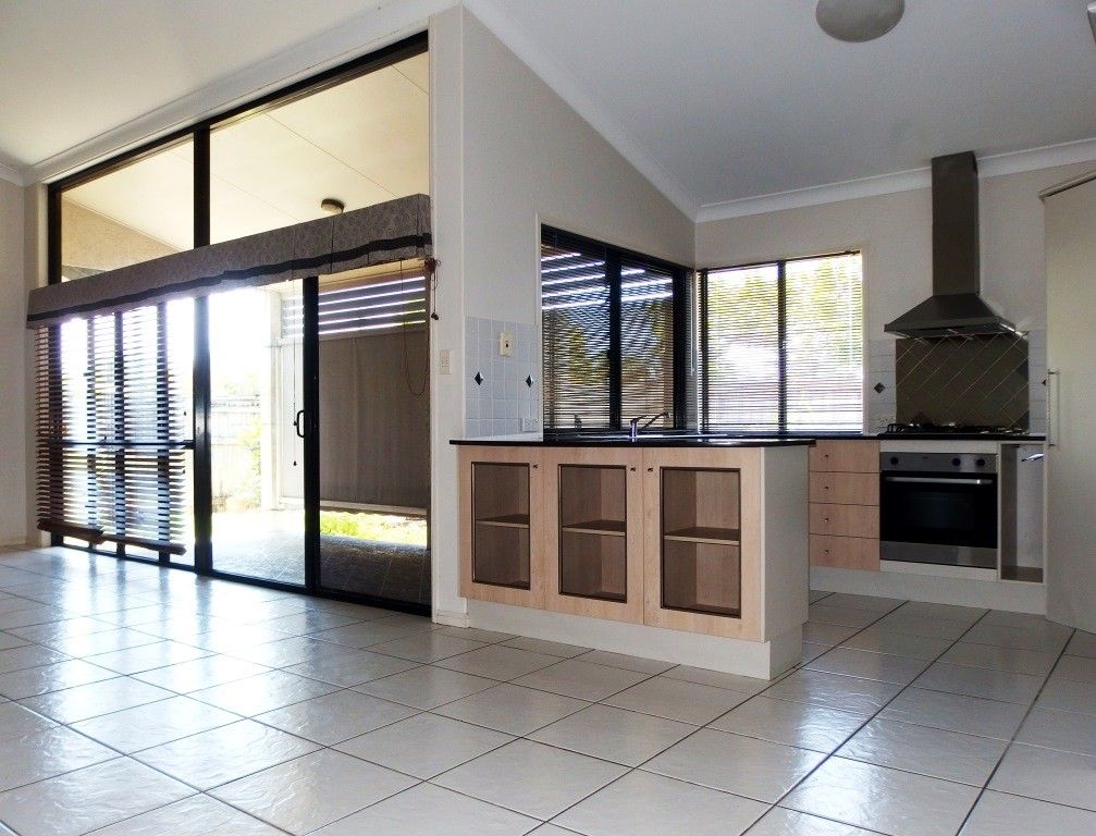 412 Ross River Road, Cranbrook, QLD 4814