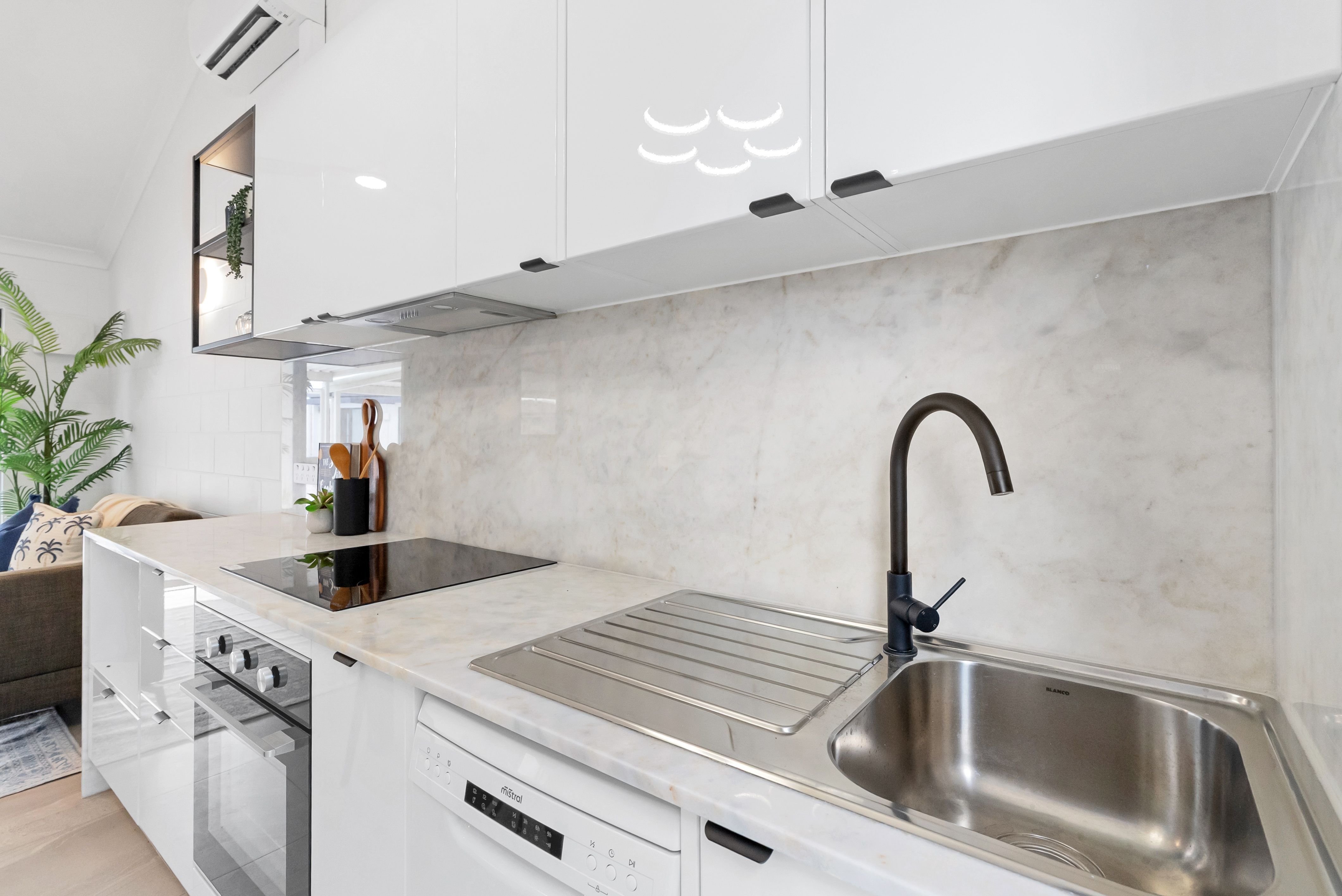 4/43 Jensen Street — photo 8 of 14