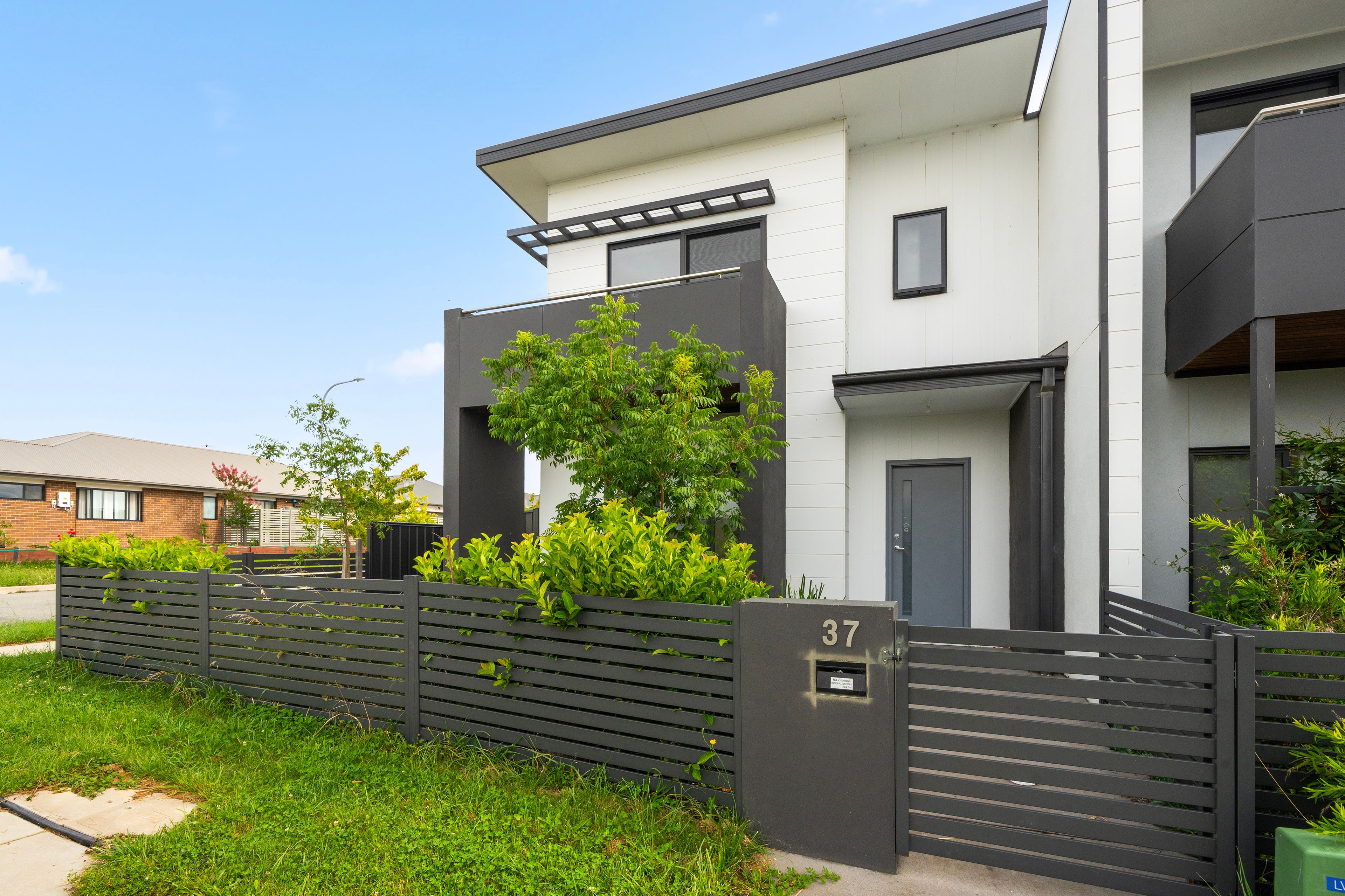 37 Rogers Road, Googong, NSW 2620