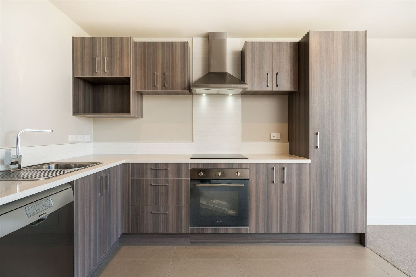 606/1 Rose Garden Lane, Albany, North Shore City