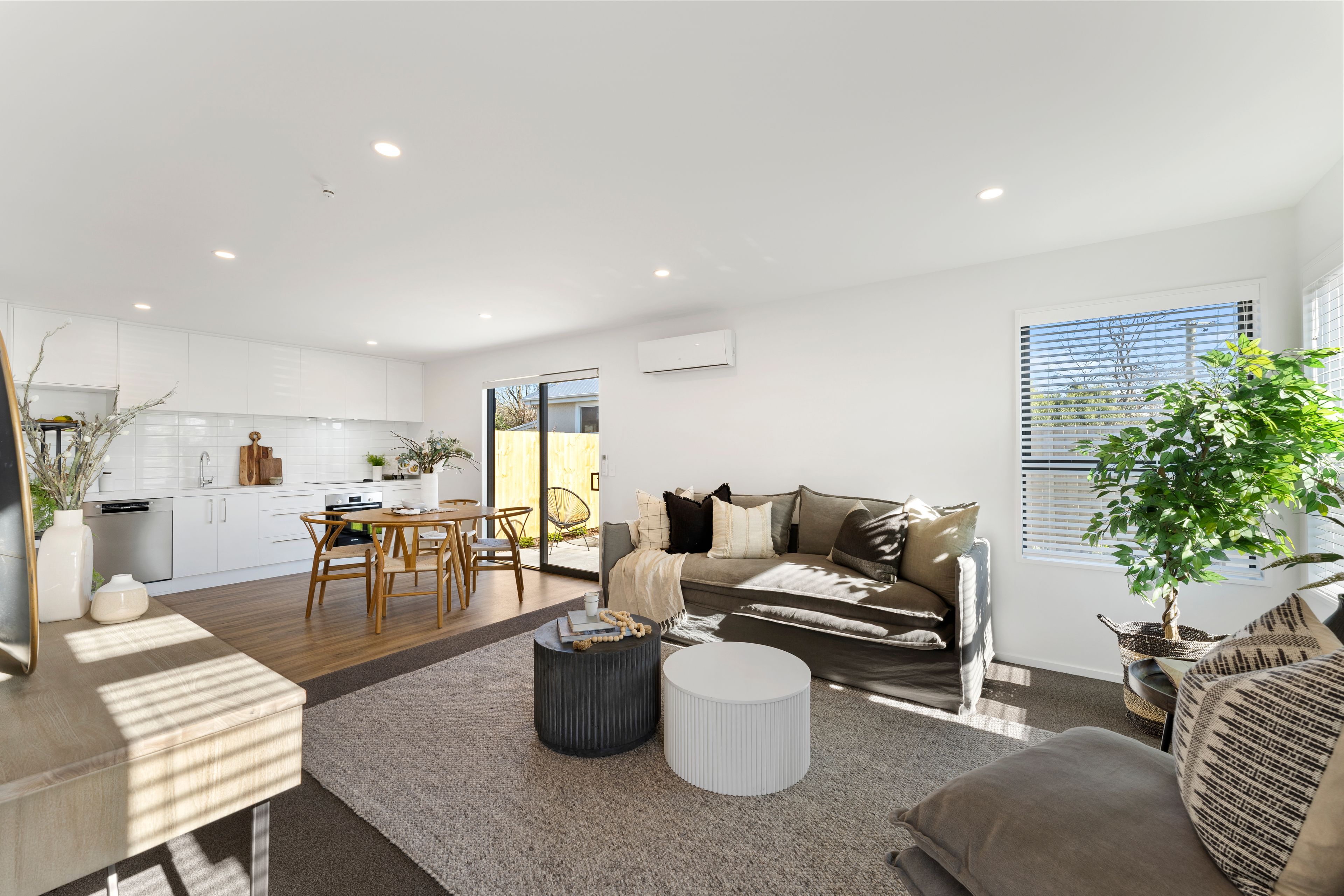 1/25 Vagues Road, Northcote, Christchurch City
