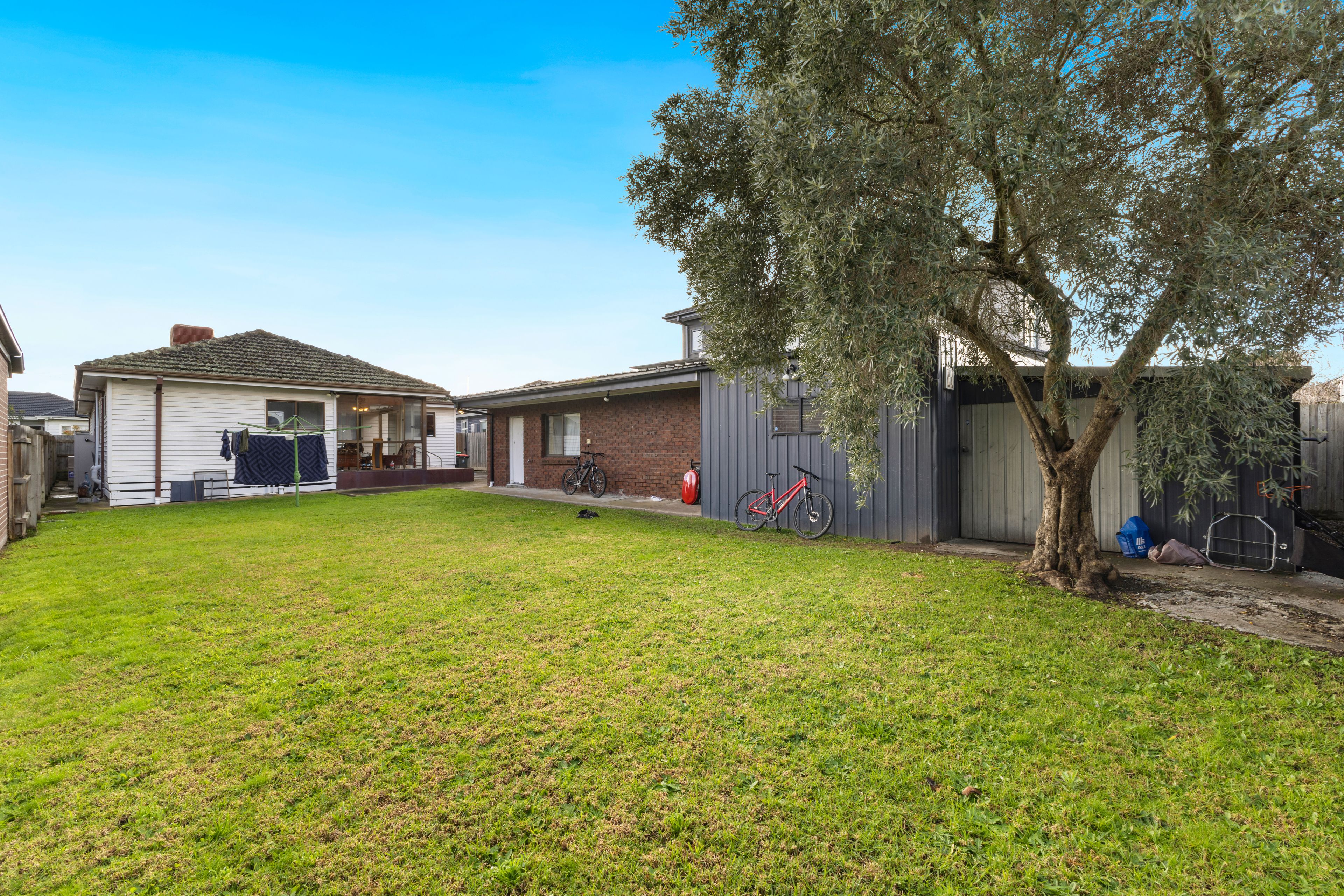 60 Margaret Street — photo 14 of 17