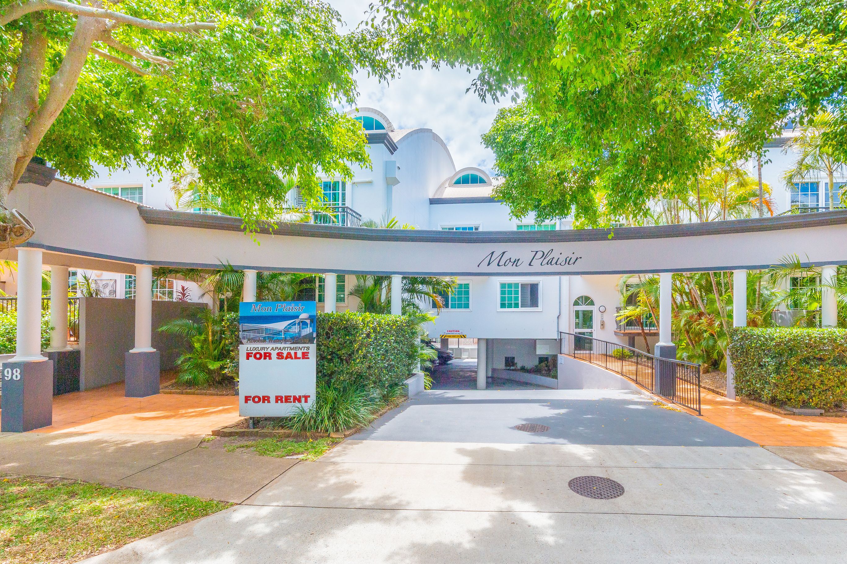 14/94-98 Prince Edward Parade, Redcliffe, QLD 4020