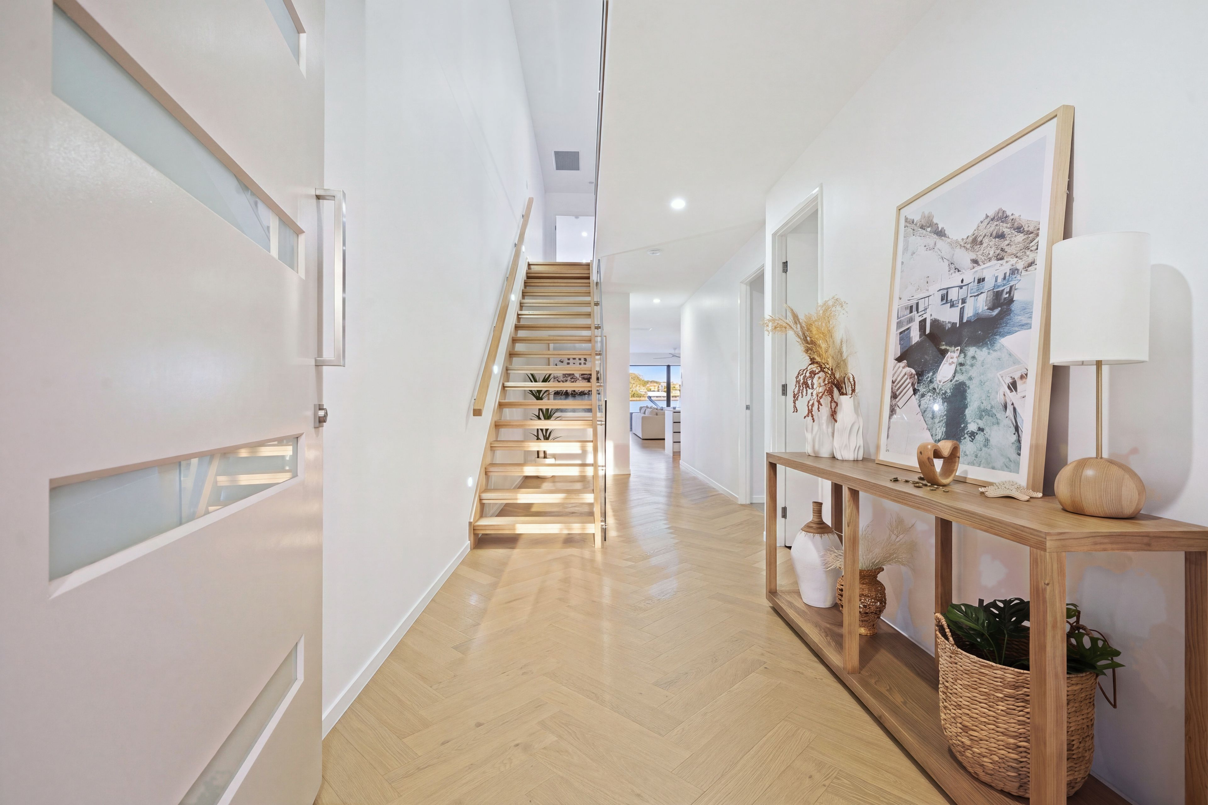 2/32 East Quay Drive — photo 3 of 30