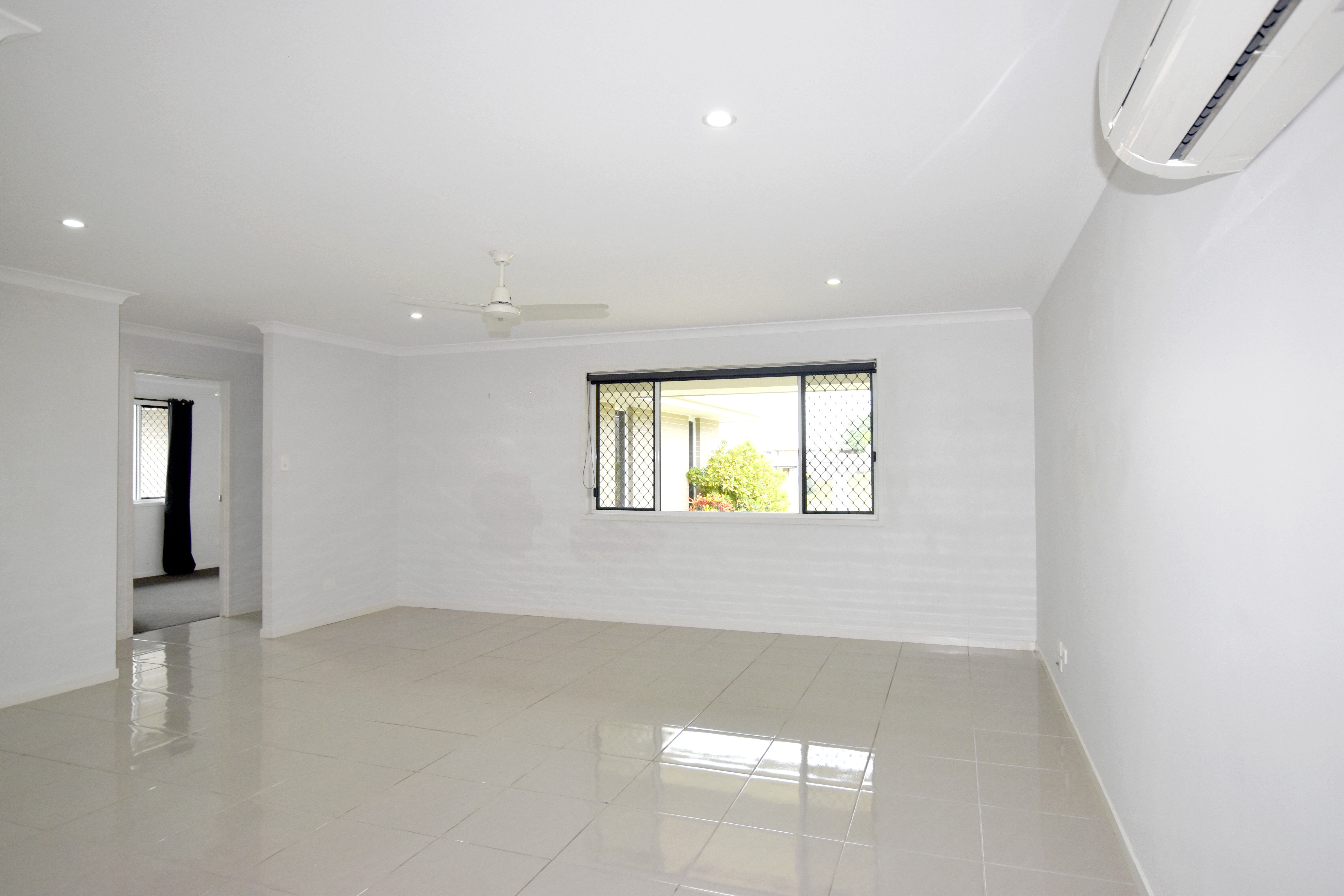 48 Broadwater Place, New Auckland, QLD 4680