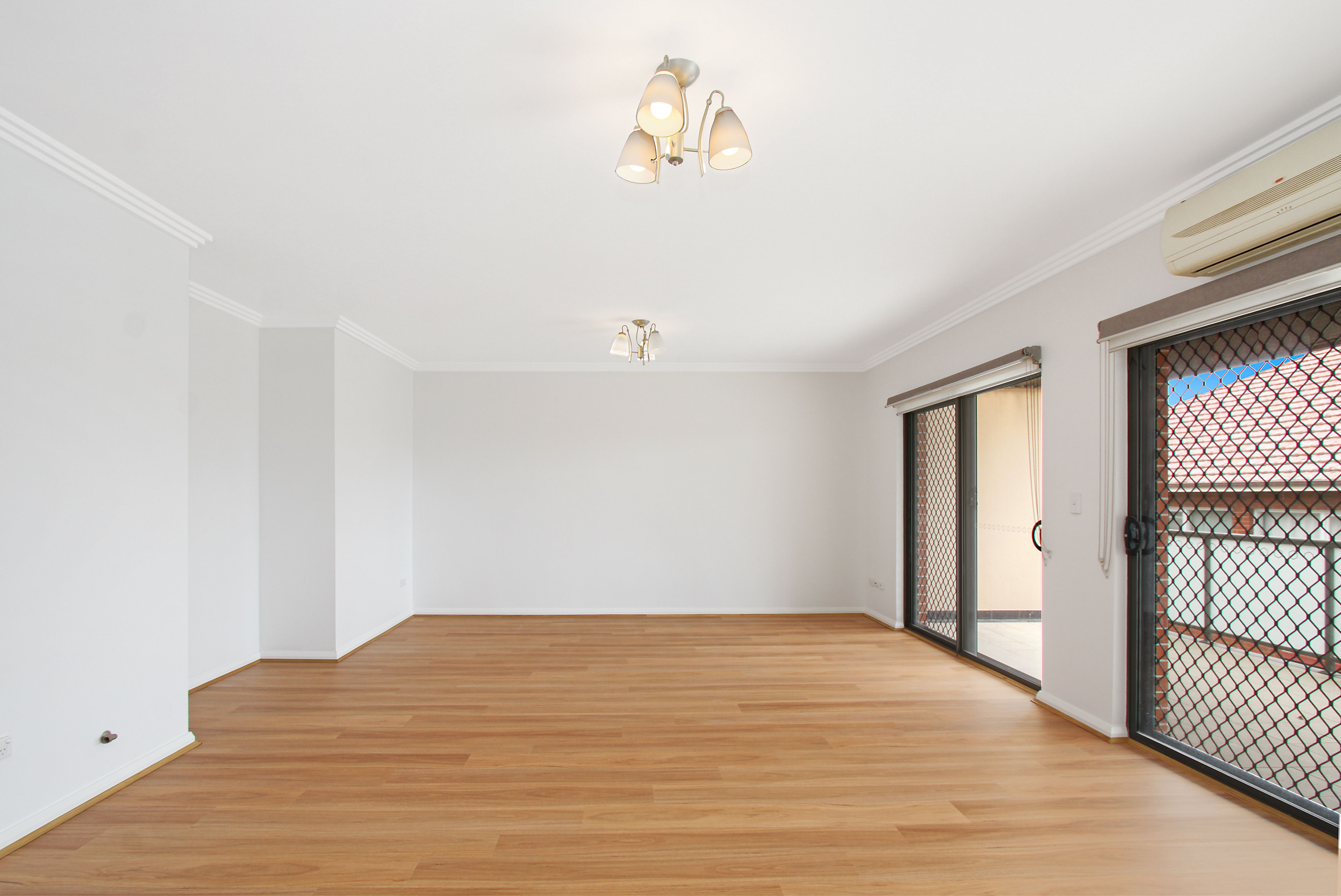 7/503-505 Burwood Road — photo 2 of 6