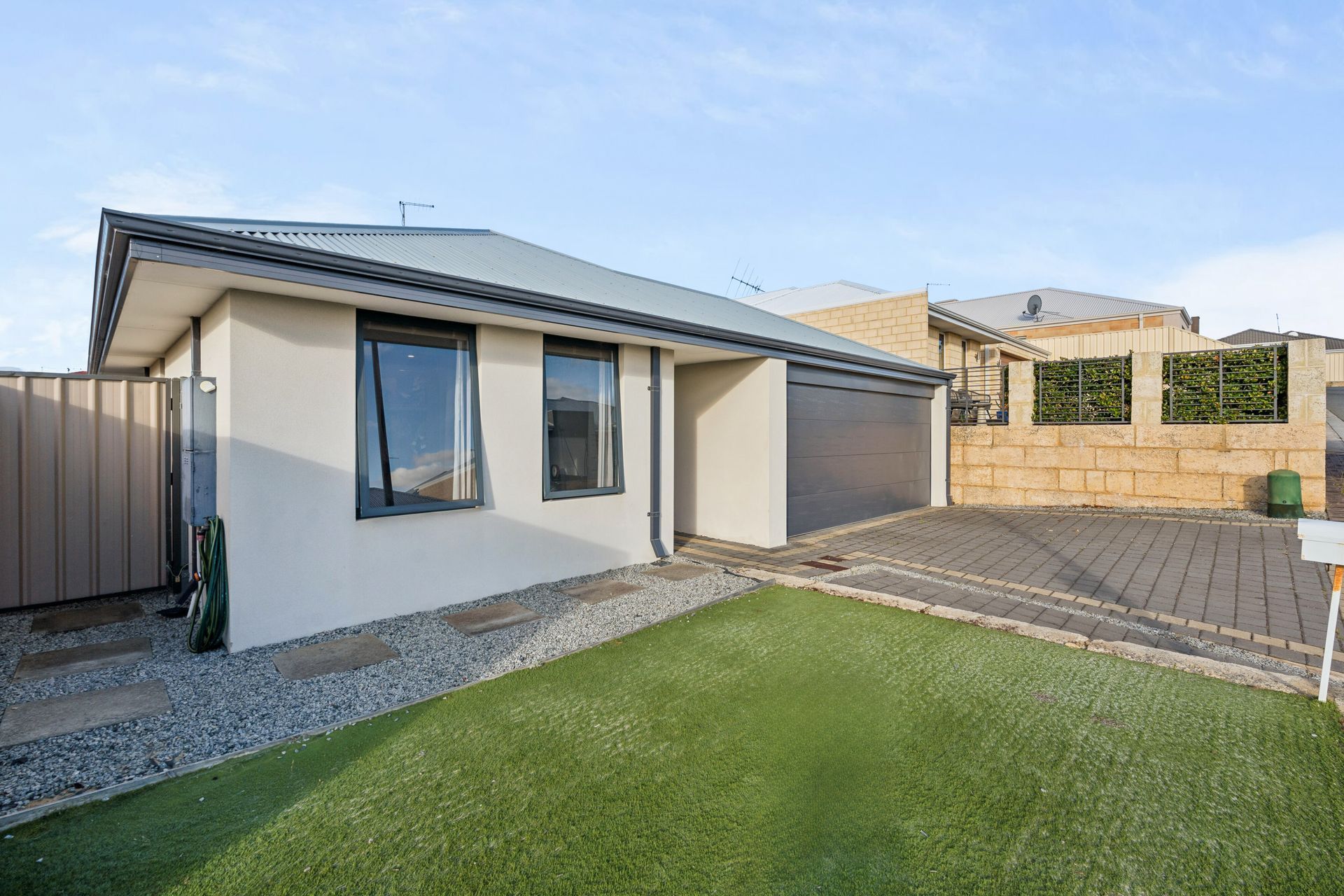 22 Fogliani Loop, Sinagra, WA 6065