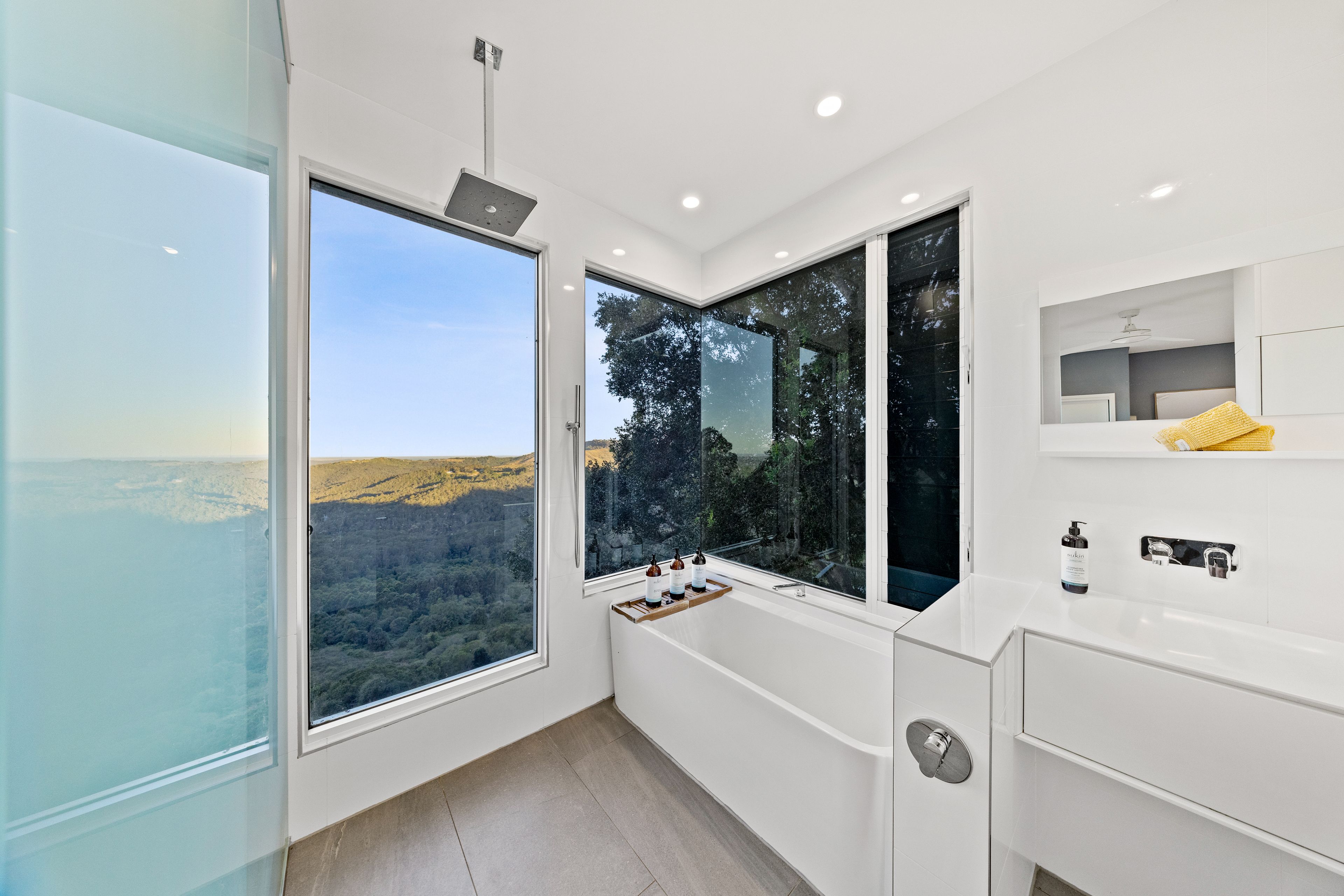 629 Maleny - Montville Road — photo 4 of 30