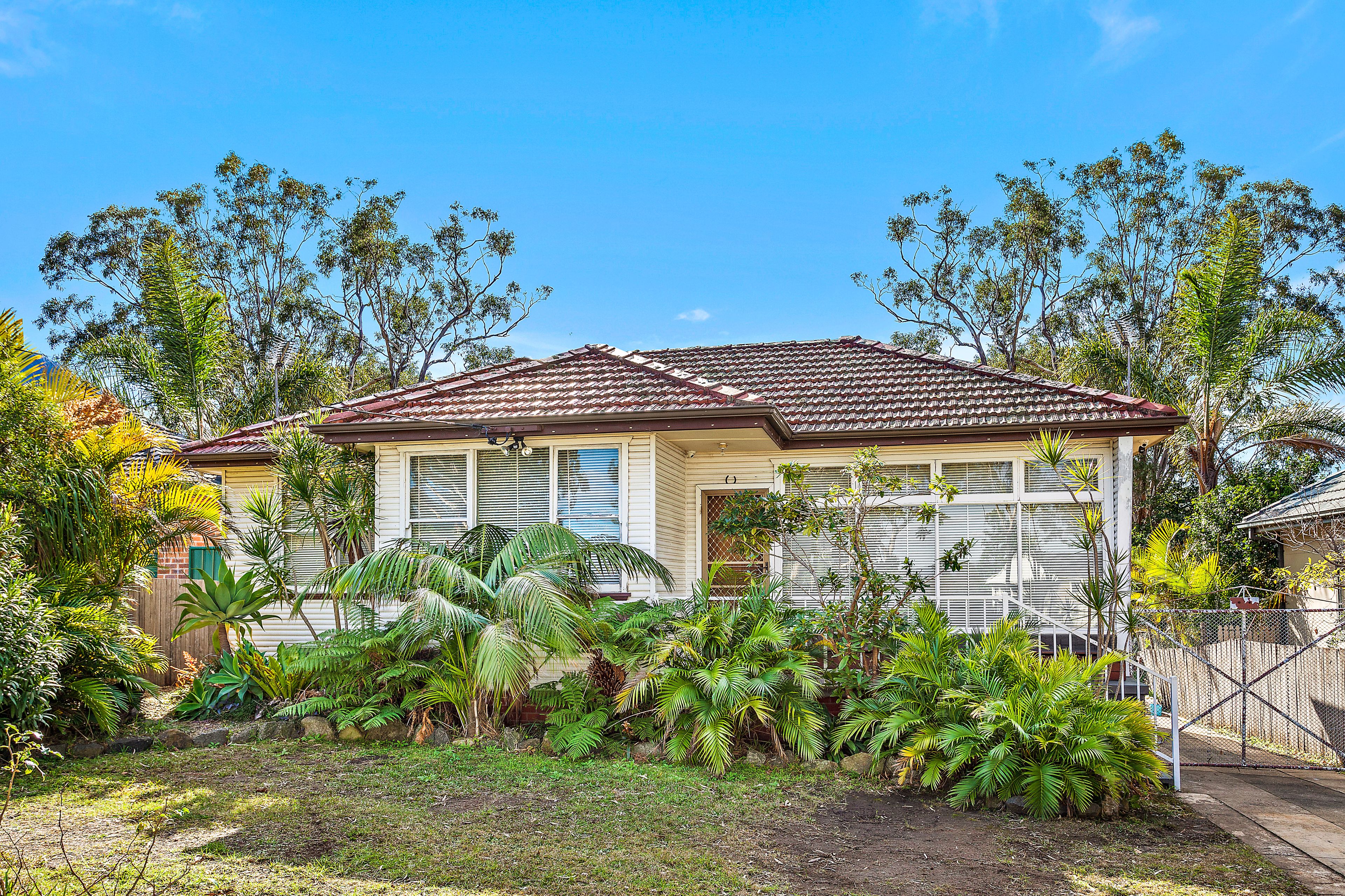 252 Farmborough Road