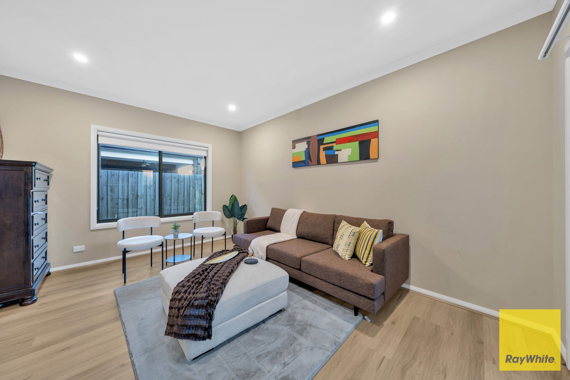 20 Clementine Boulevard — photo 12 of 30
