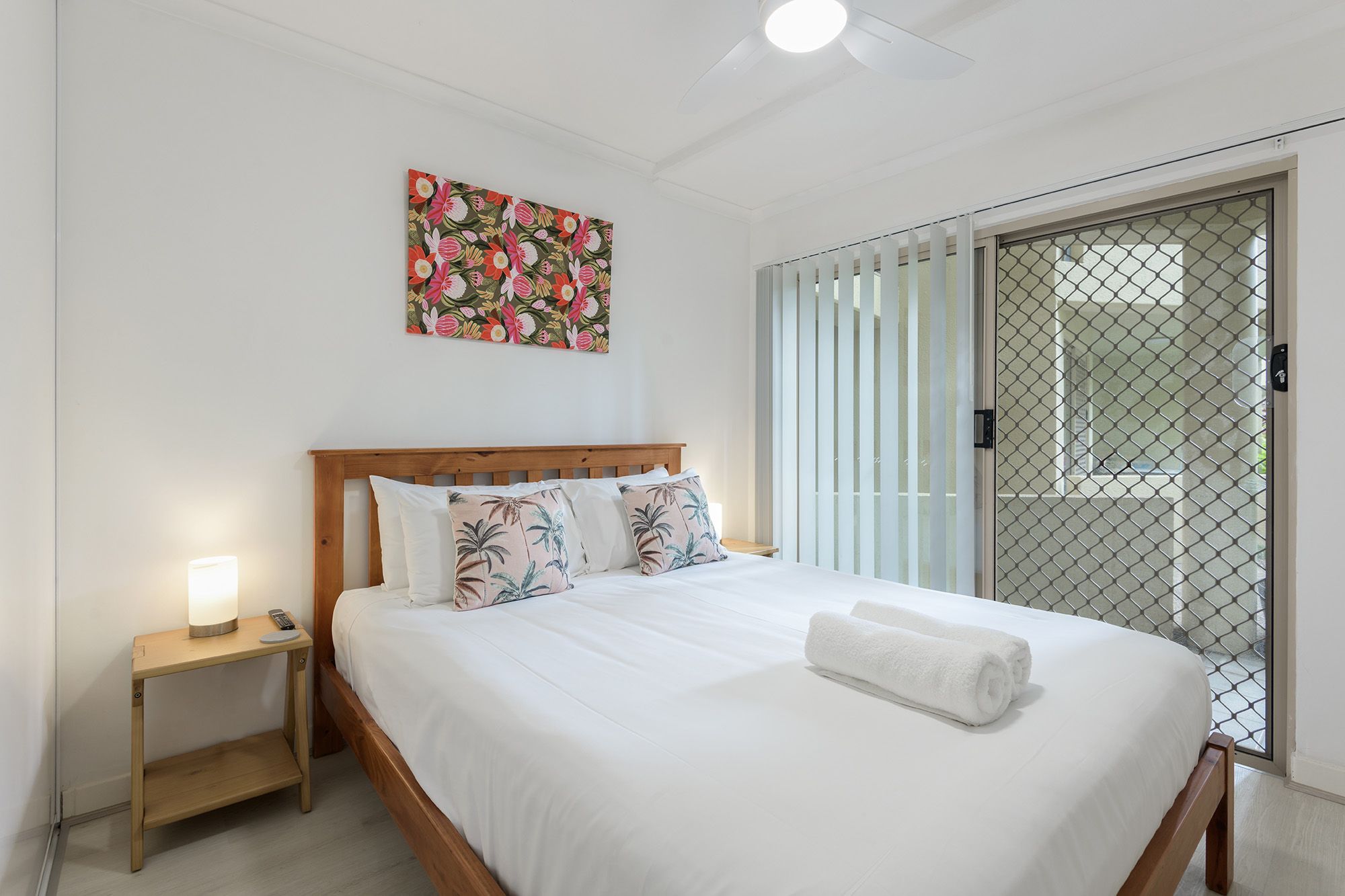 6/11-15 Port Douglas Road — photo 5 of 12