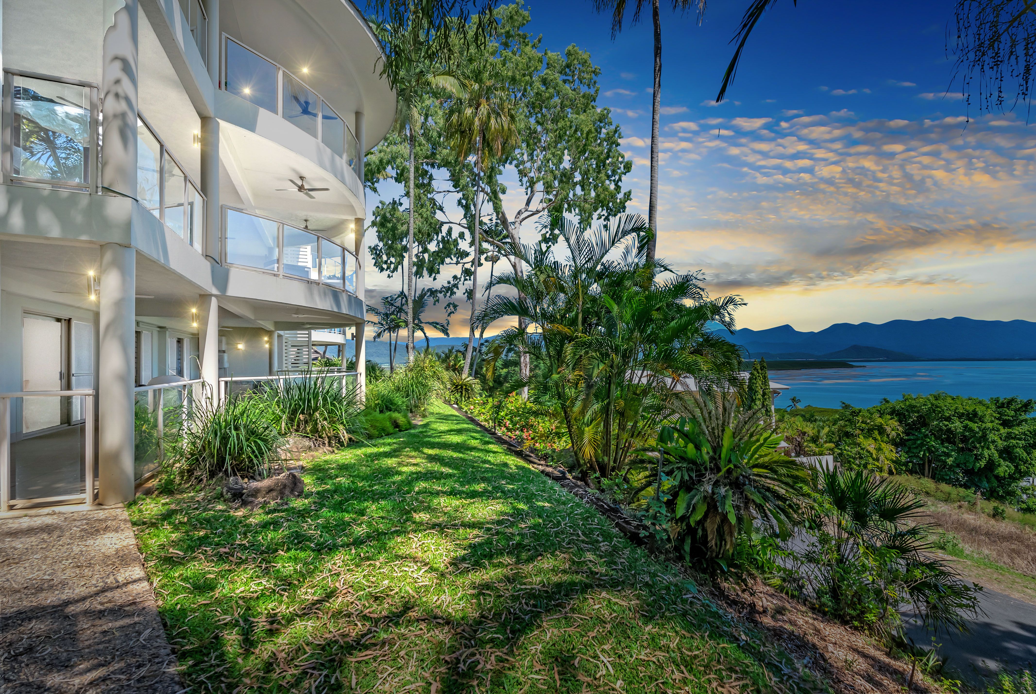 1/4 Island Point Road, Port Douglas, QLD 4877 Sold Apartment Ray
