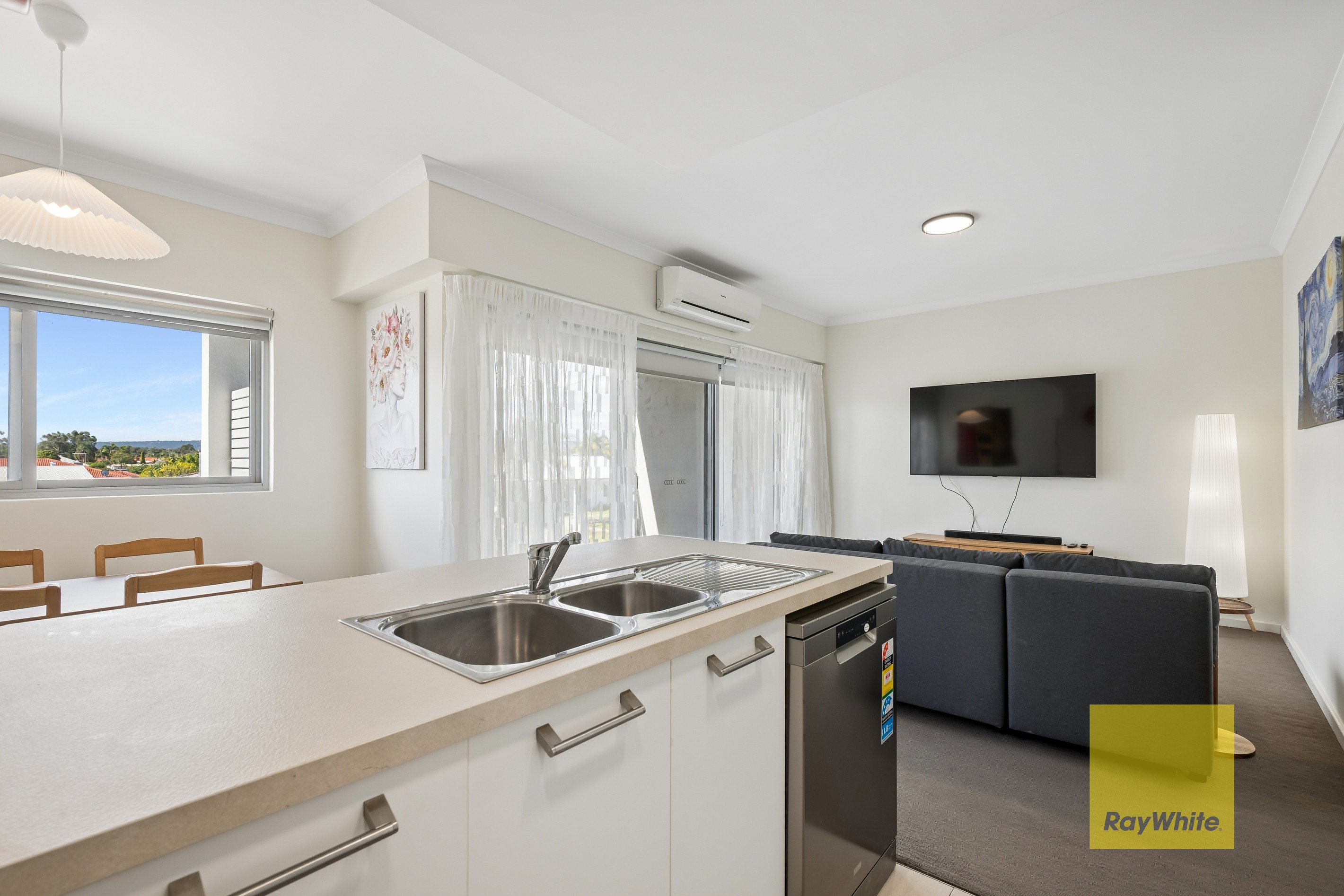 125/7 Streatham Street, Beckenham, WA 6107