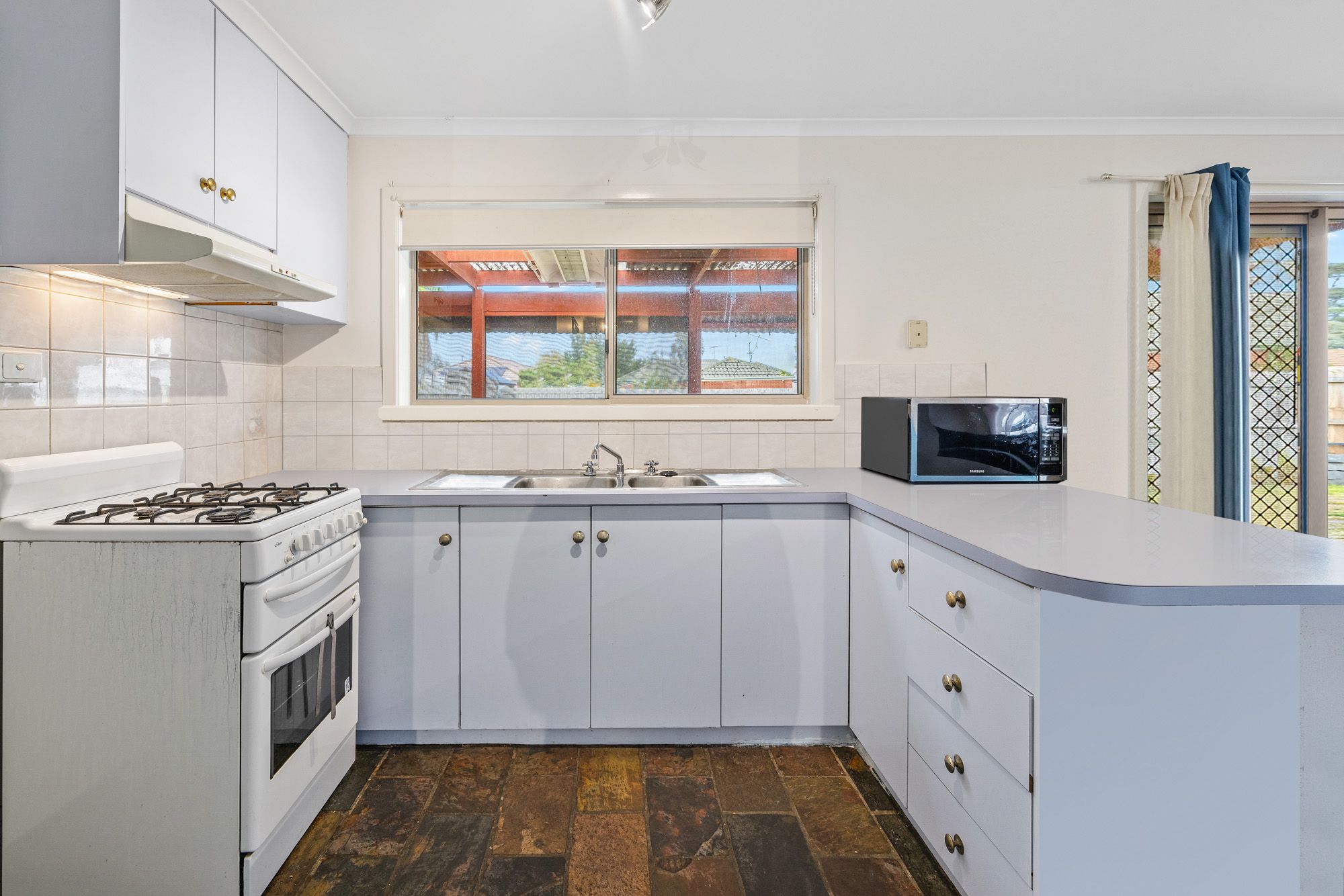 10 Bligh Place — photo 4 of 14