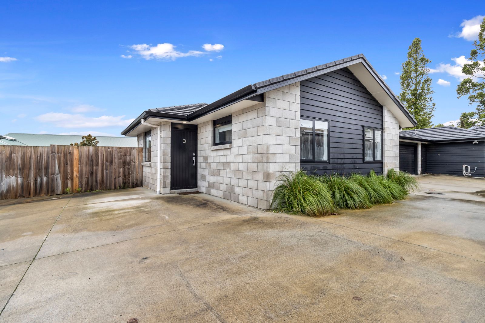 3/71 Storey Avenue, Forest Lake, Hamilton City
