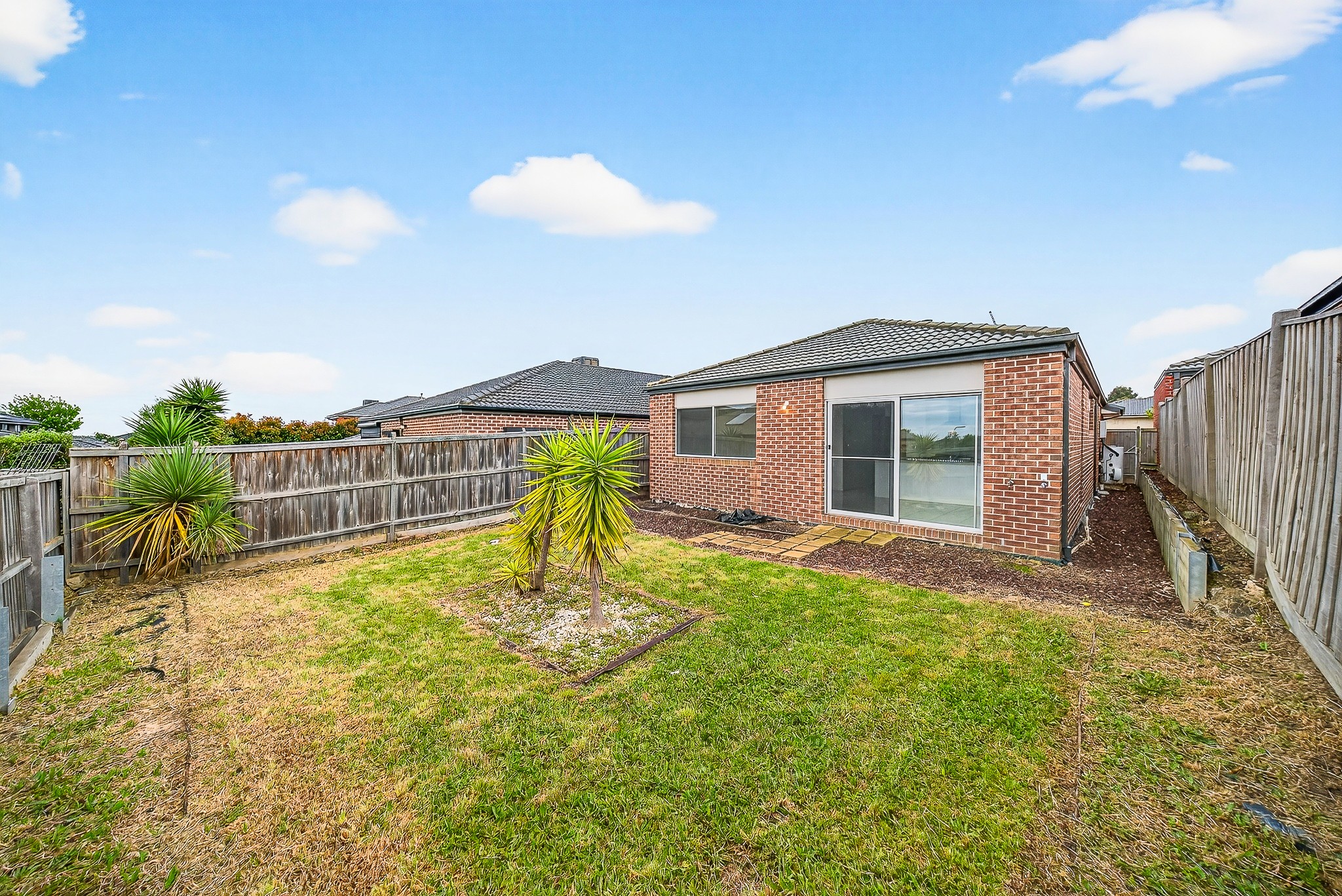 30 Ellaroo Circuit, Clyde North, VIC 3978