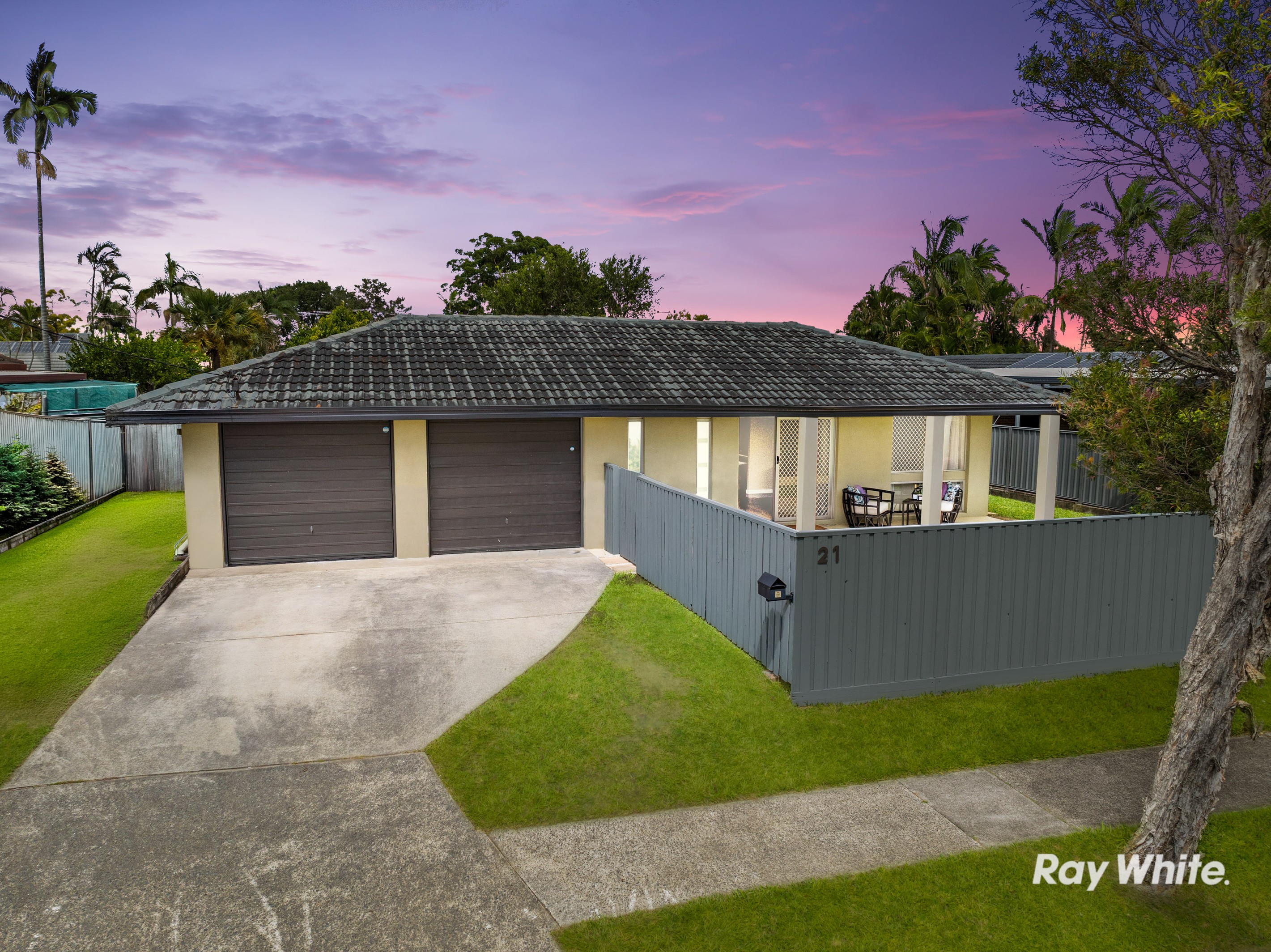 21 Westmoreland Boulevard, Springwood, QLD 4127