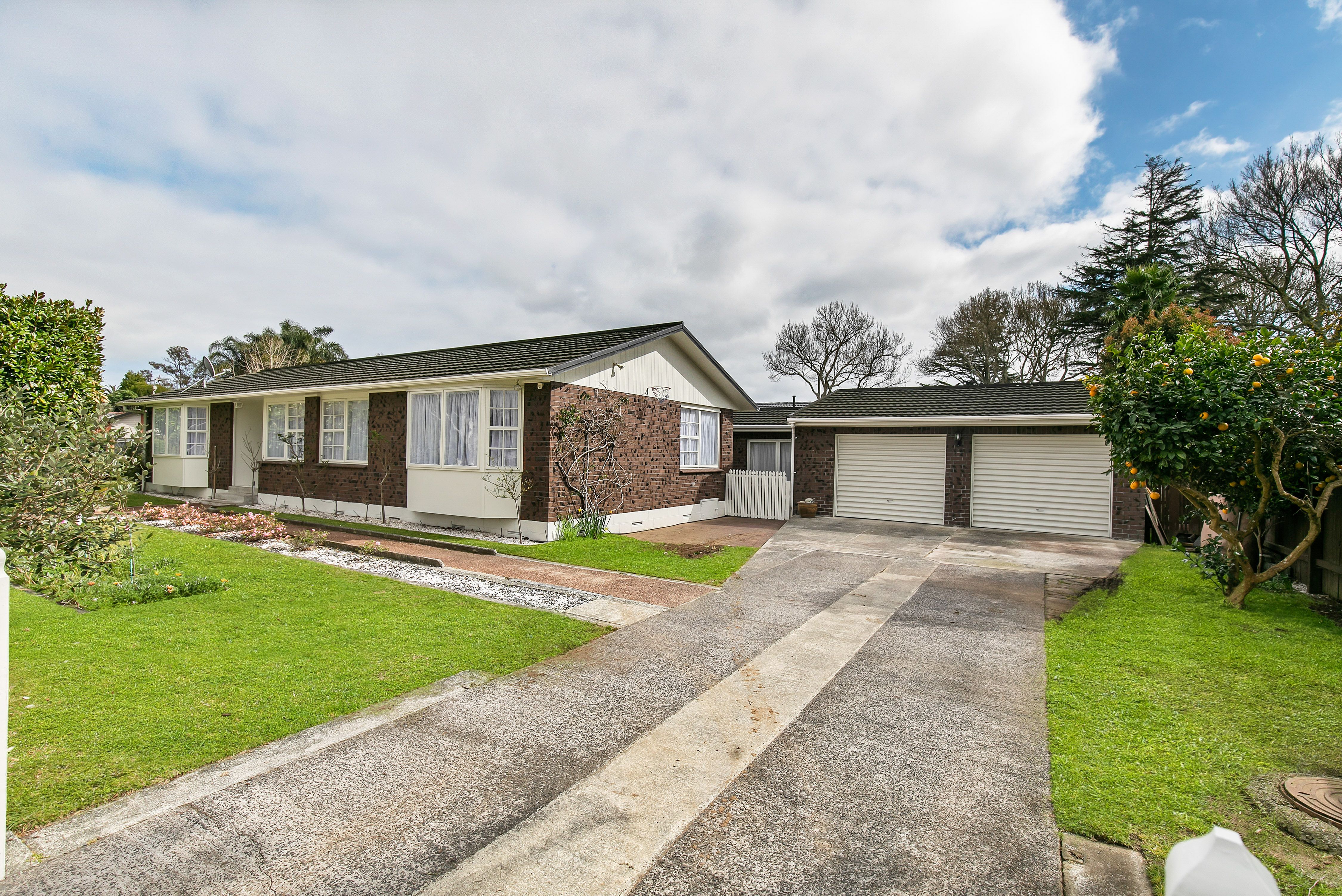 2 Kamulla Court, Conifer Grove, Manukau City