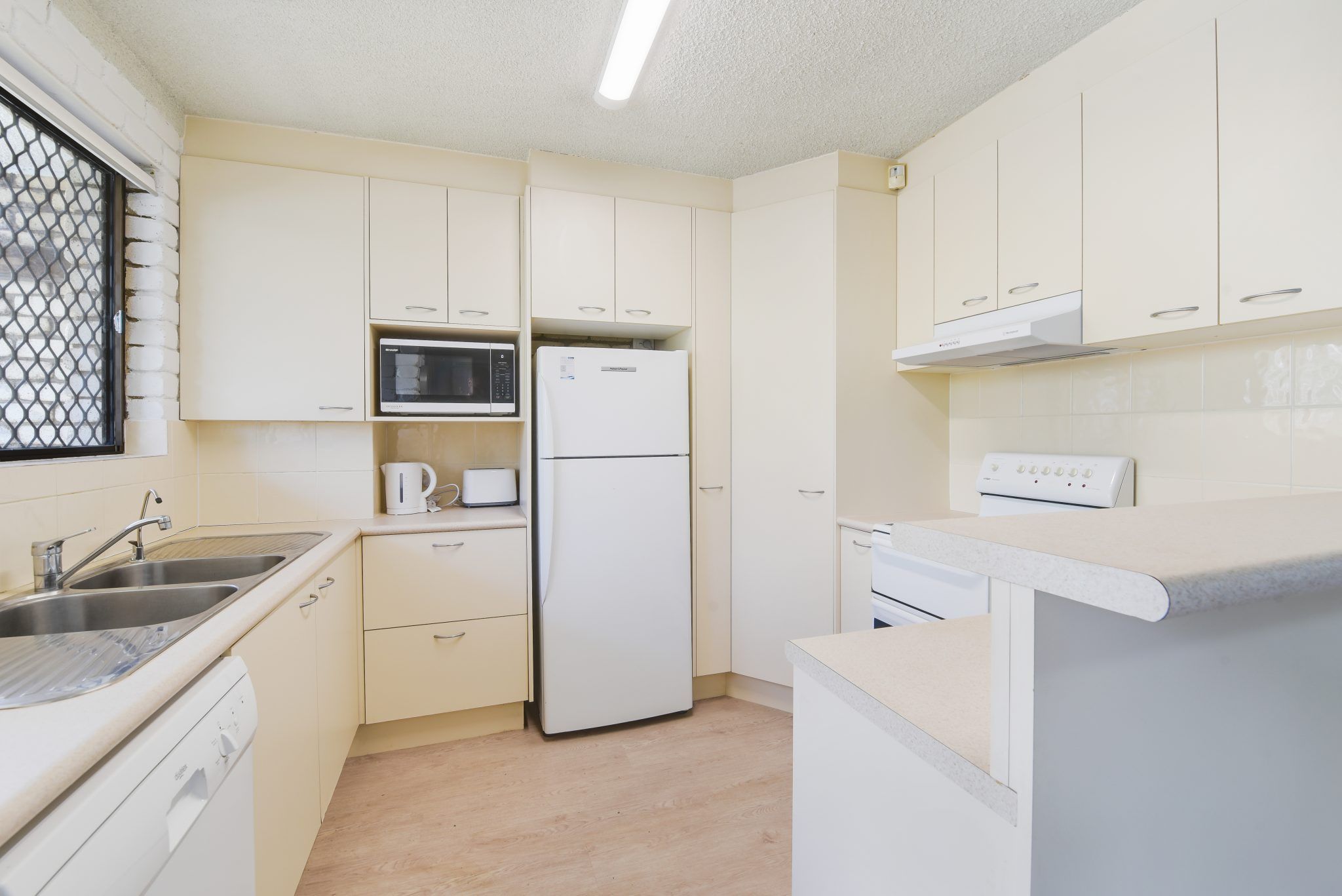 2/11-13 Barooga Crescent, Mooloolaba, QLD 4557